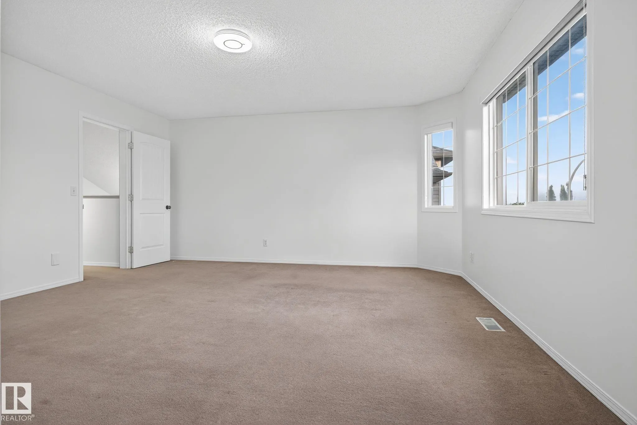 4308 155 Avenue