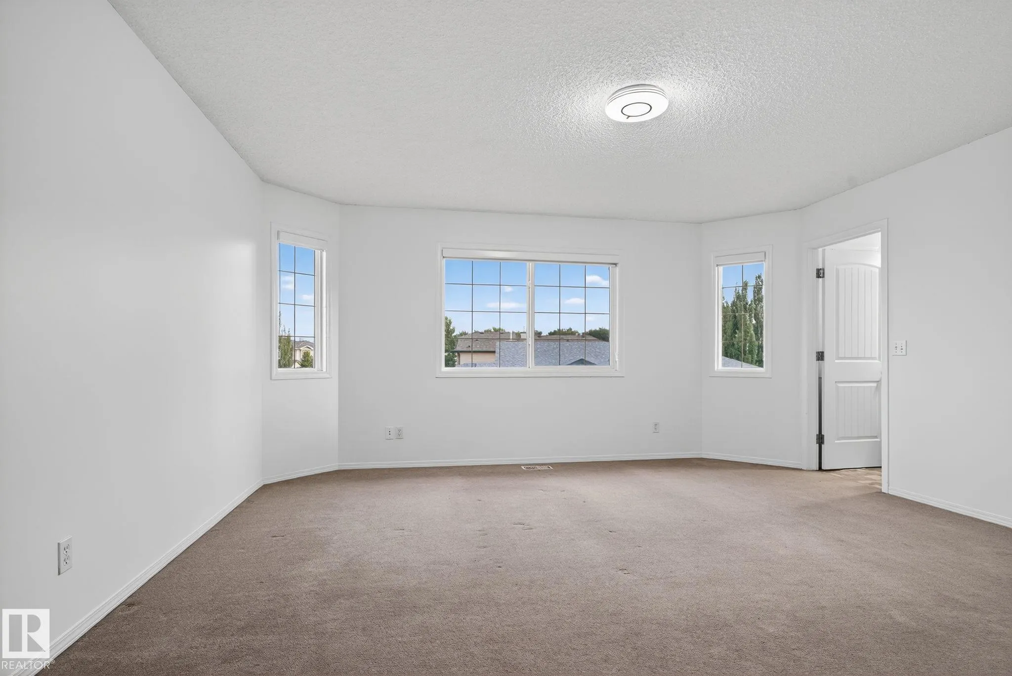 4308 155 Avenue