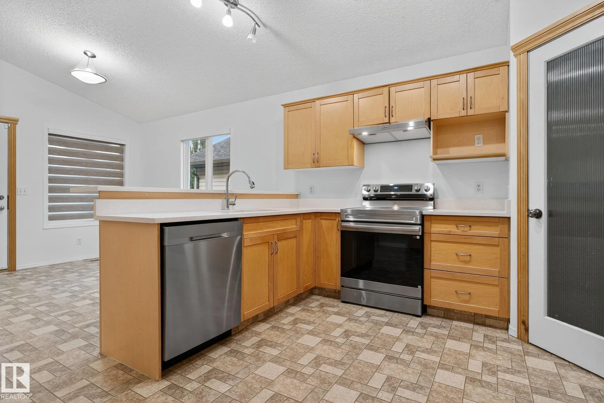 4308 155 Avenue