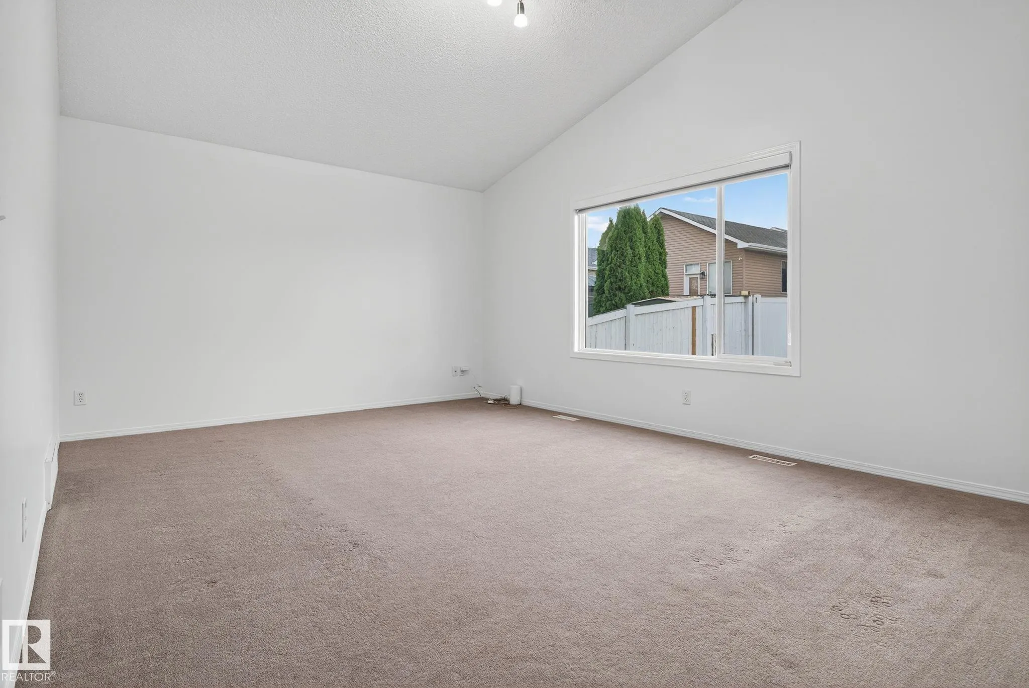 4308 155 Avenue