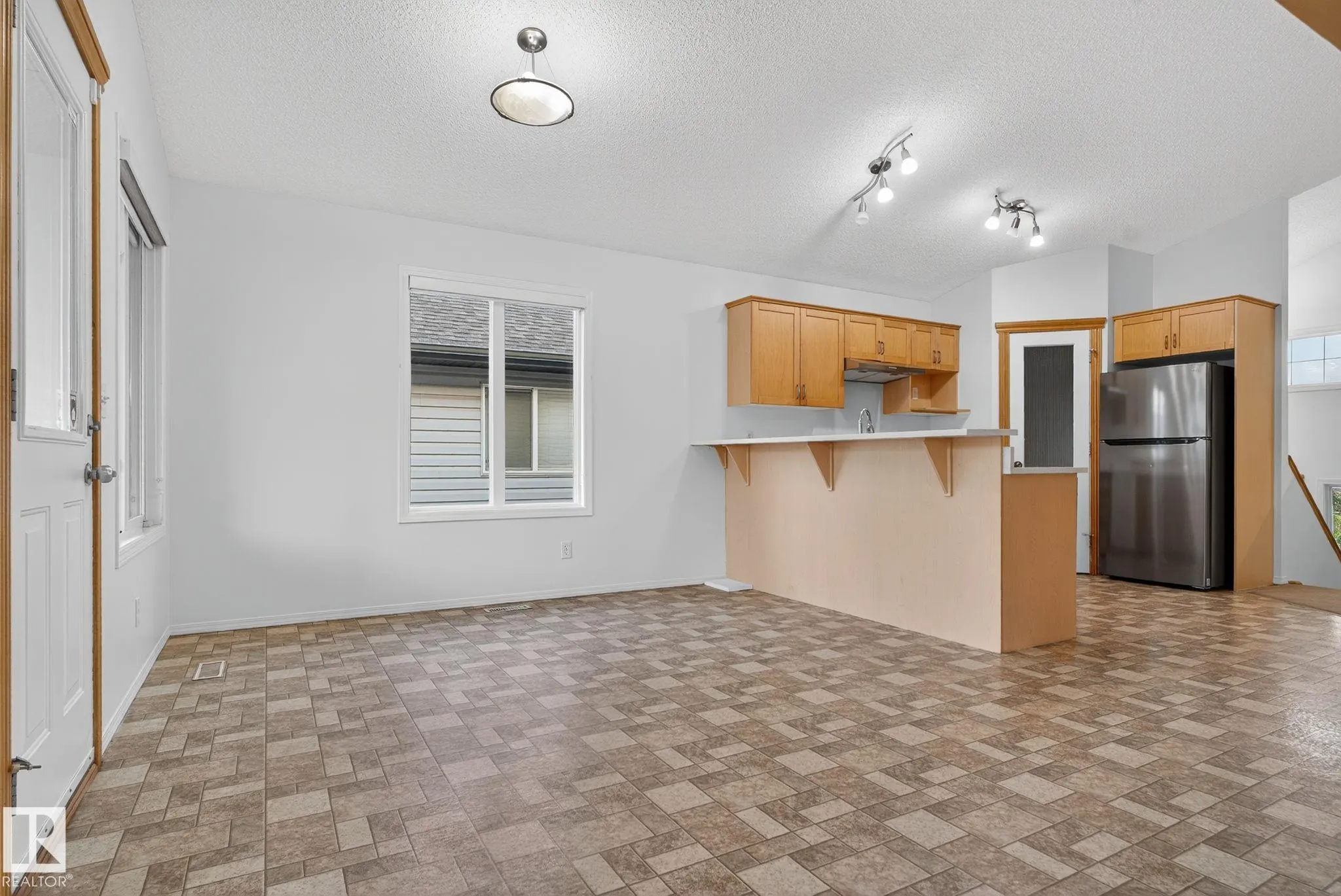 4308 155 Avenue