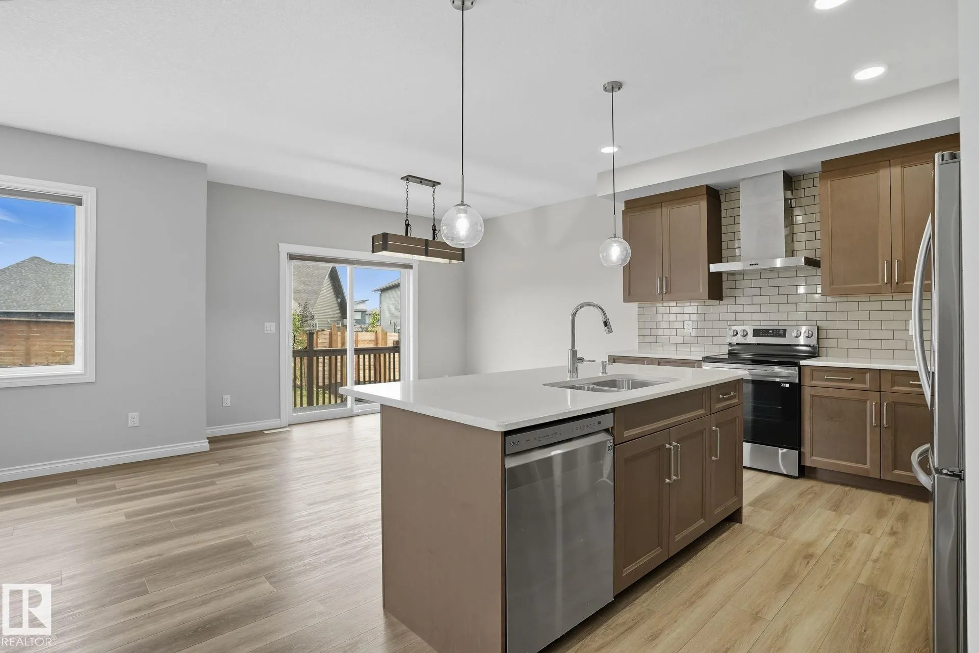 73 Redspur Drive