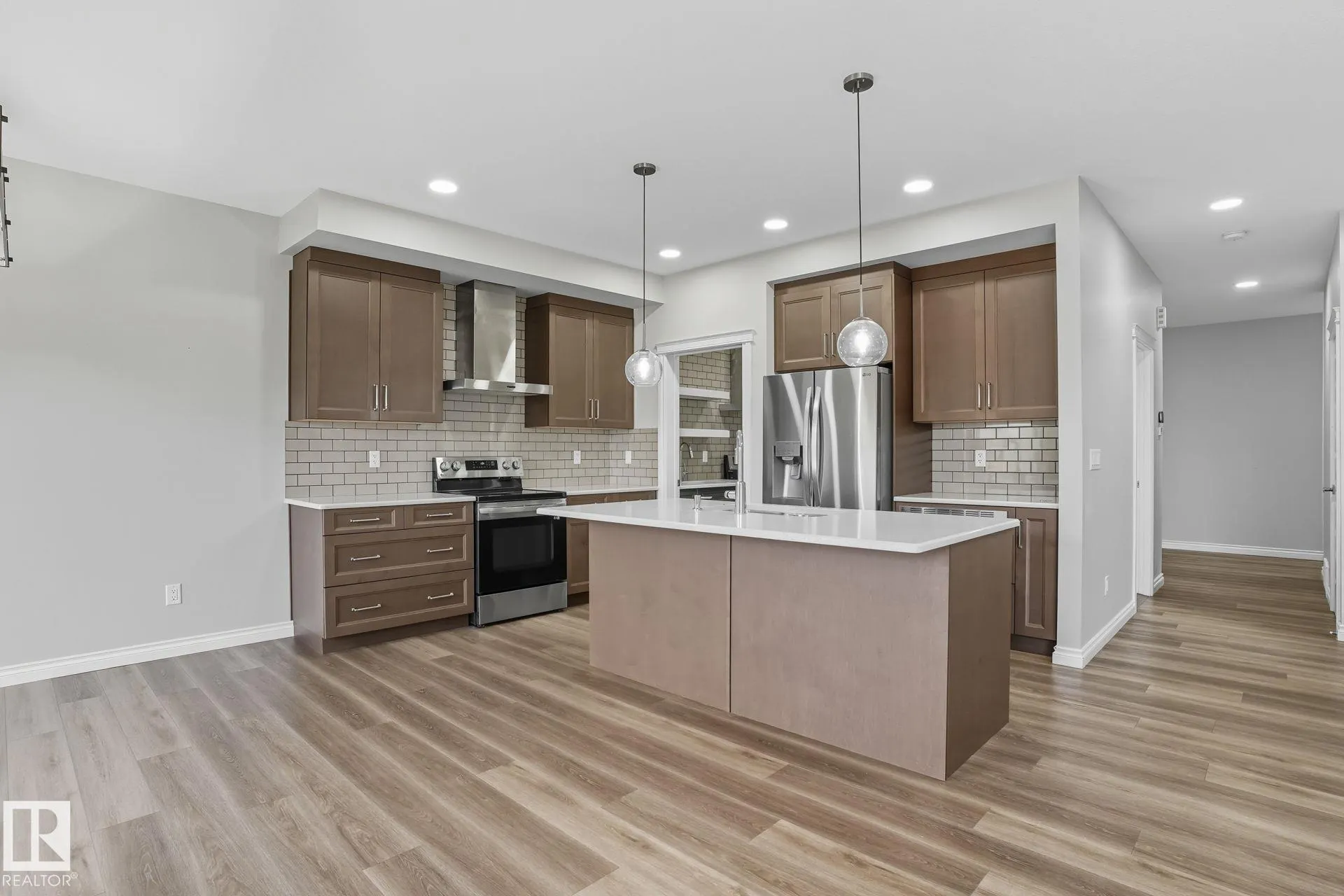 73 Redspur Drive