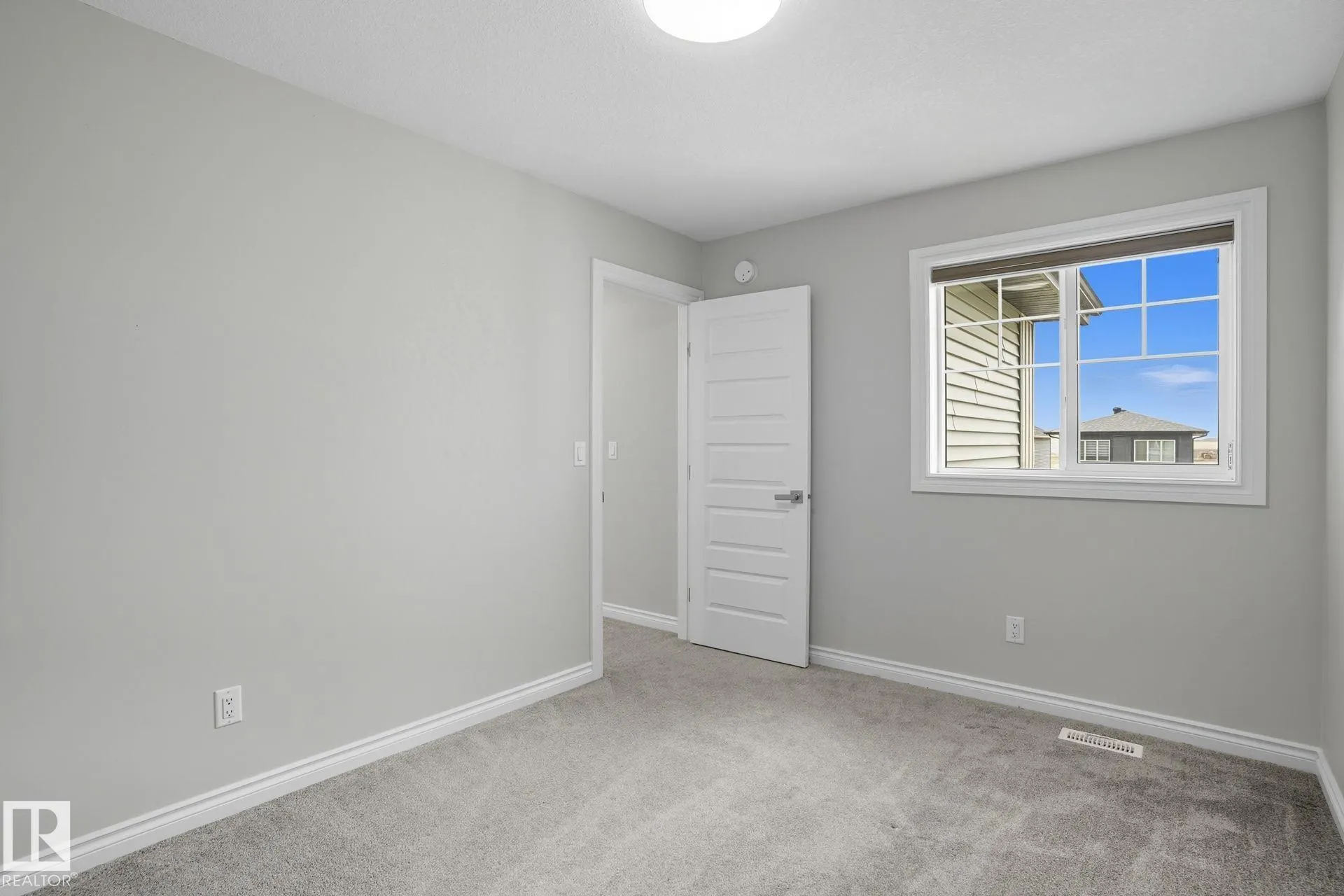 73 Redspur Drive