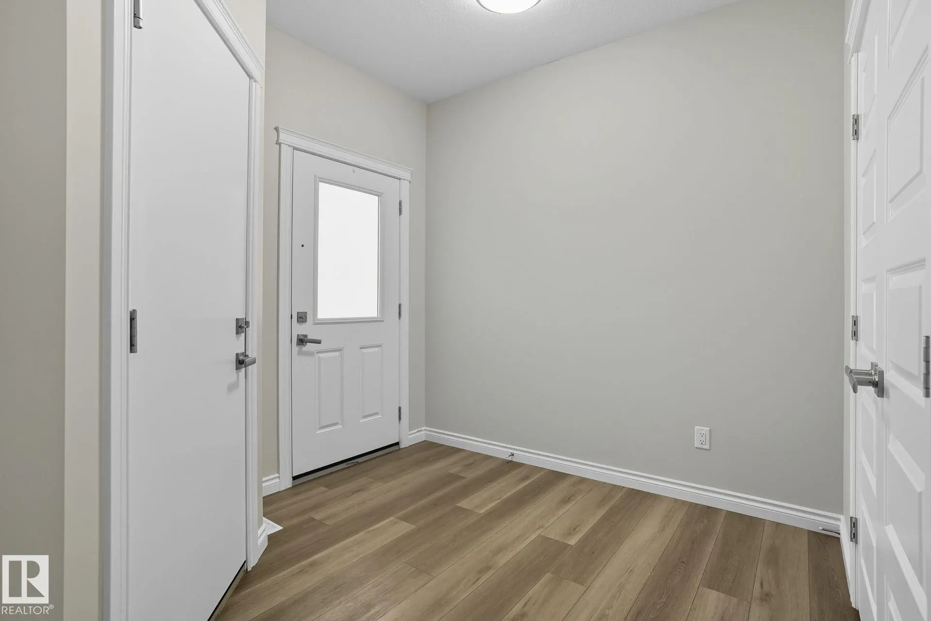 73 Redspur Drive