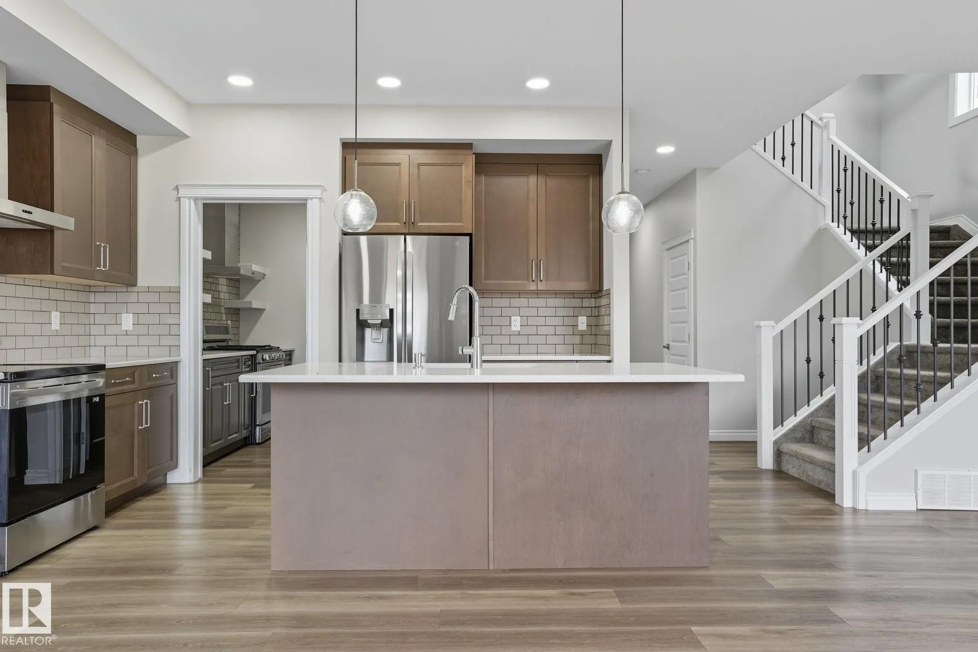 73 Redspur Drive