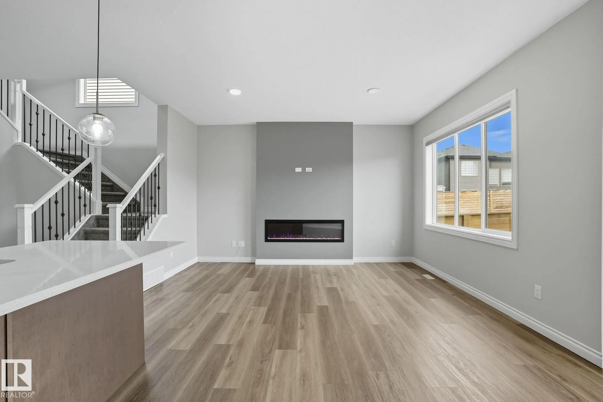 73 Redspur Drive
