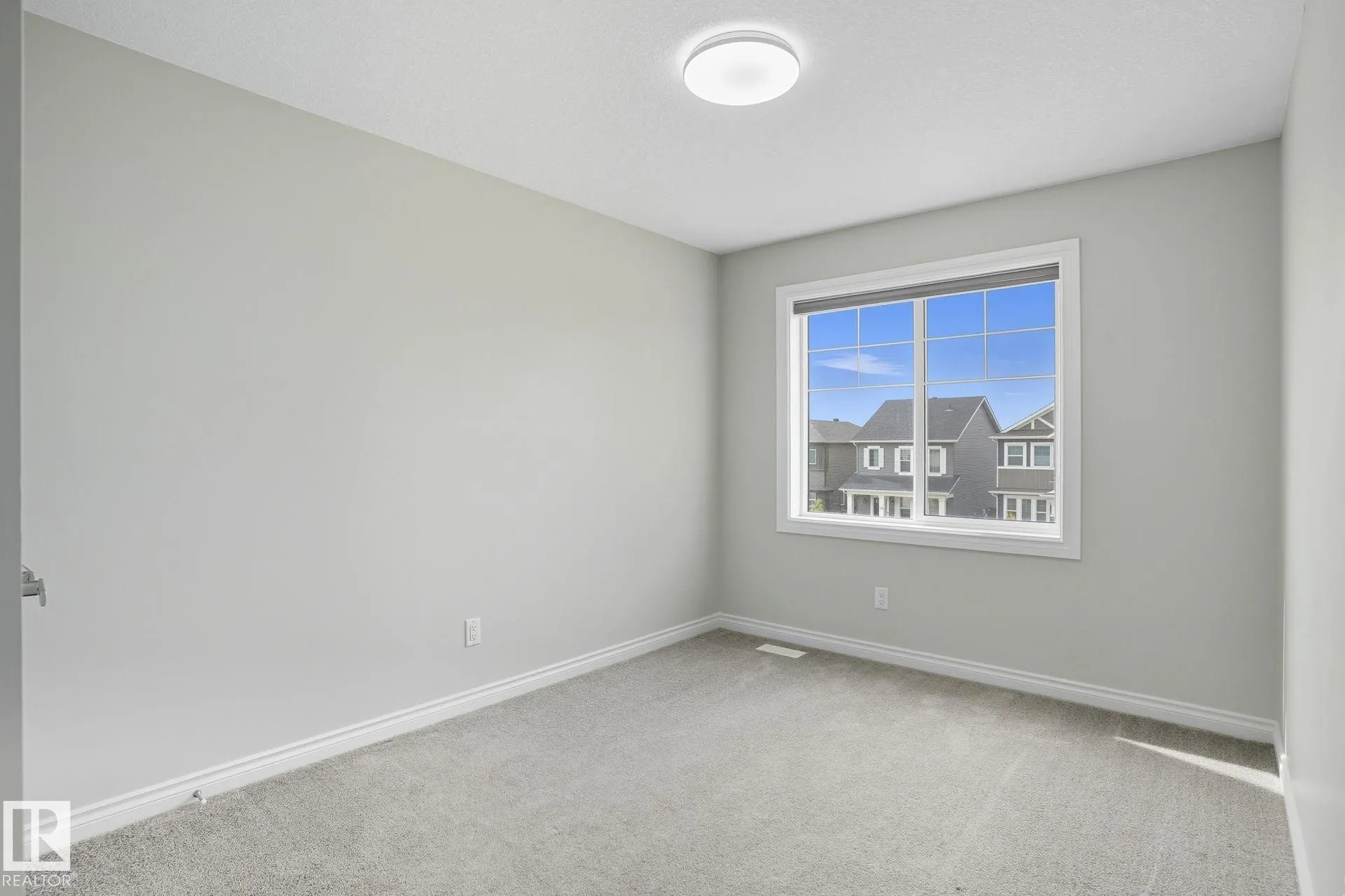 73 Redspur Drive