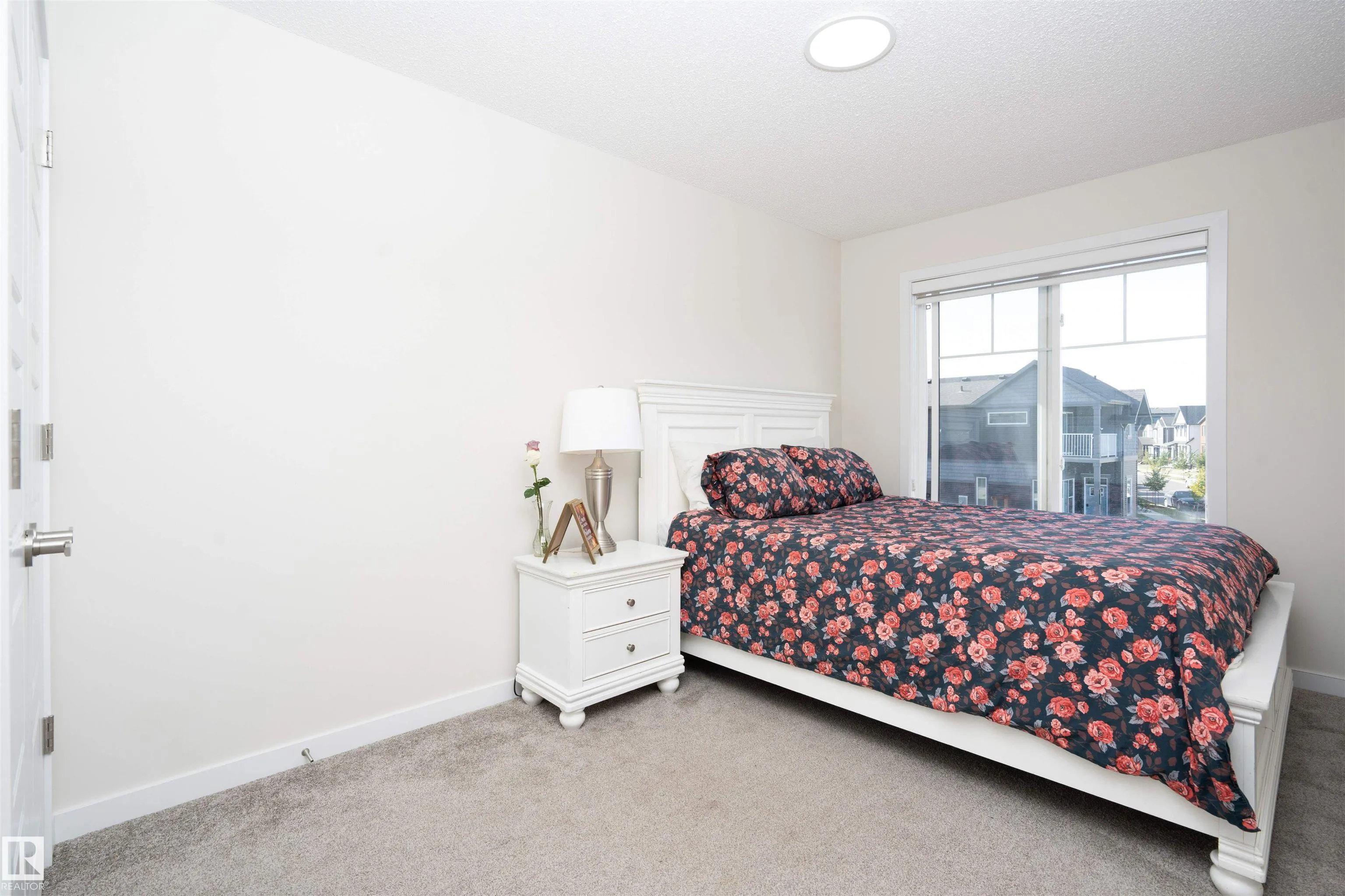 1491 PLUM CIRCLE Circle