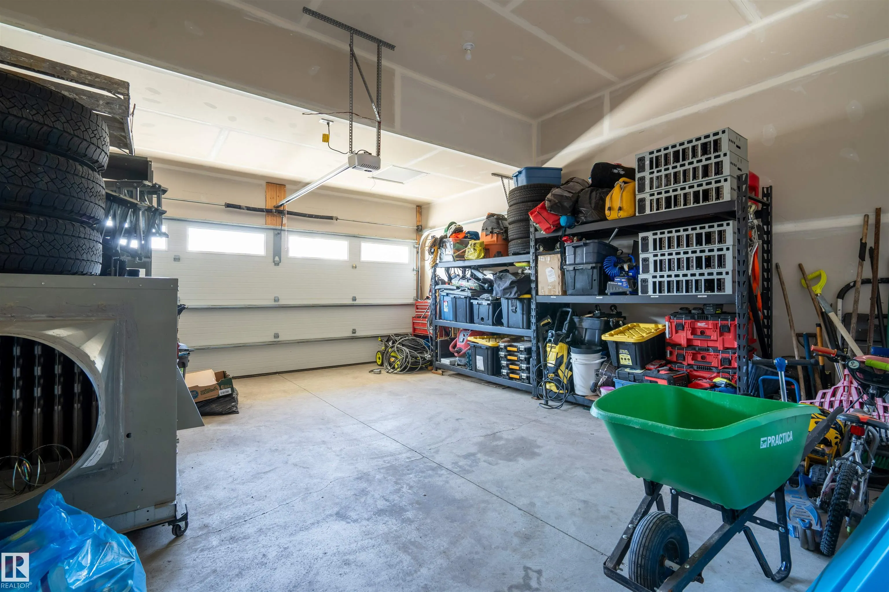 1491 PLUM CIRCLE Circle