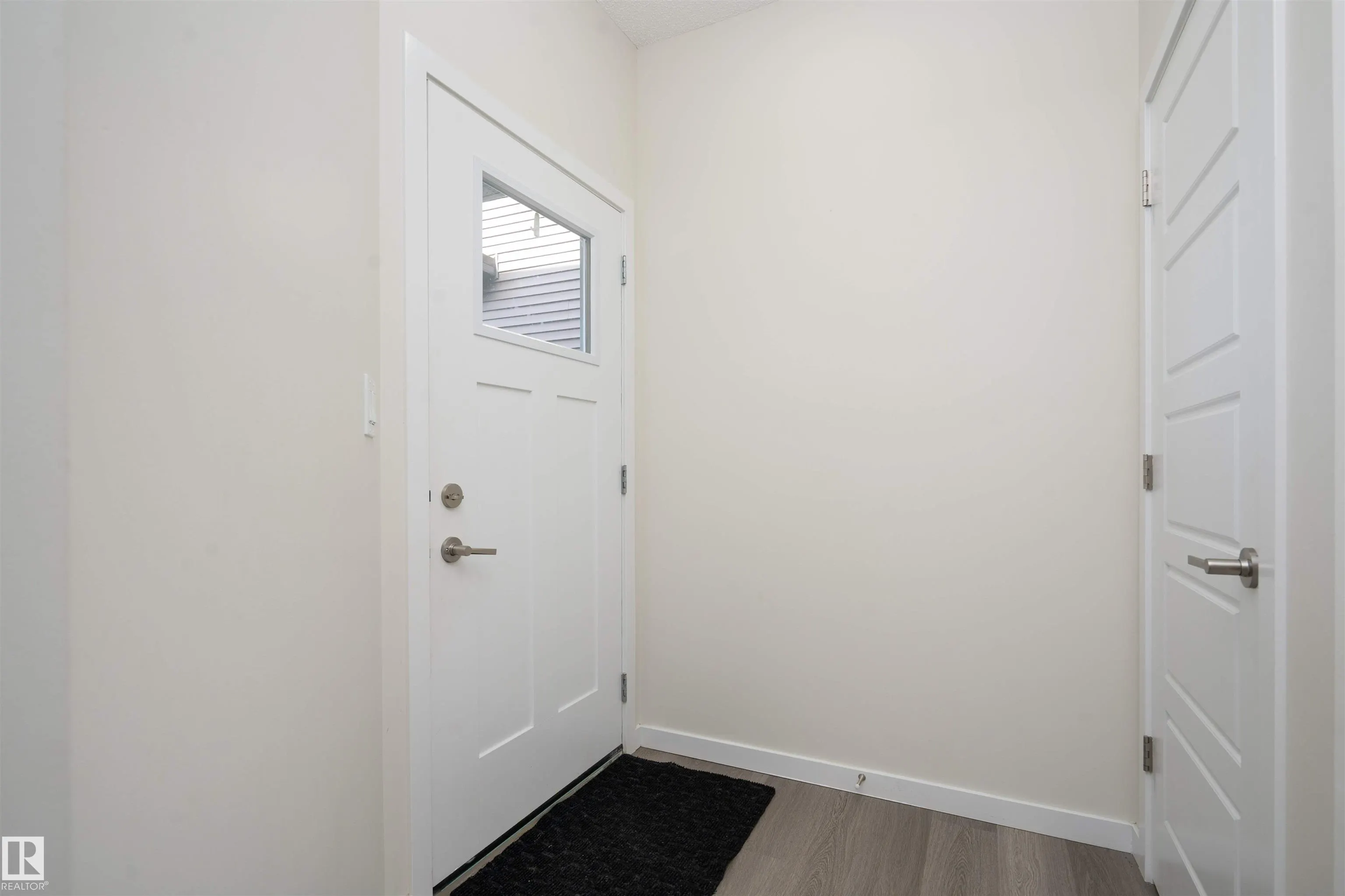 1491 PLUM CIRCLE Circle