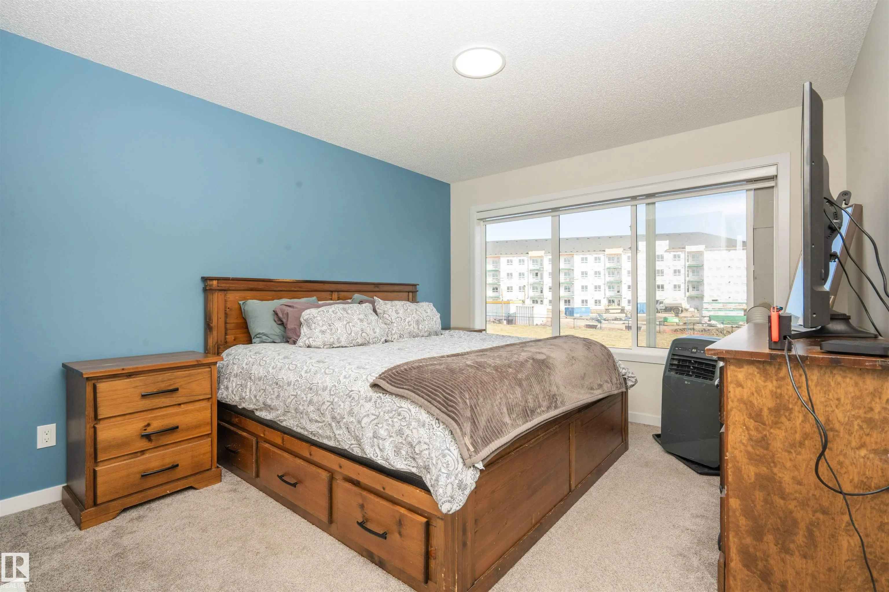 1491 PLUM CIRCLE Circle