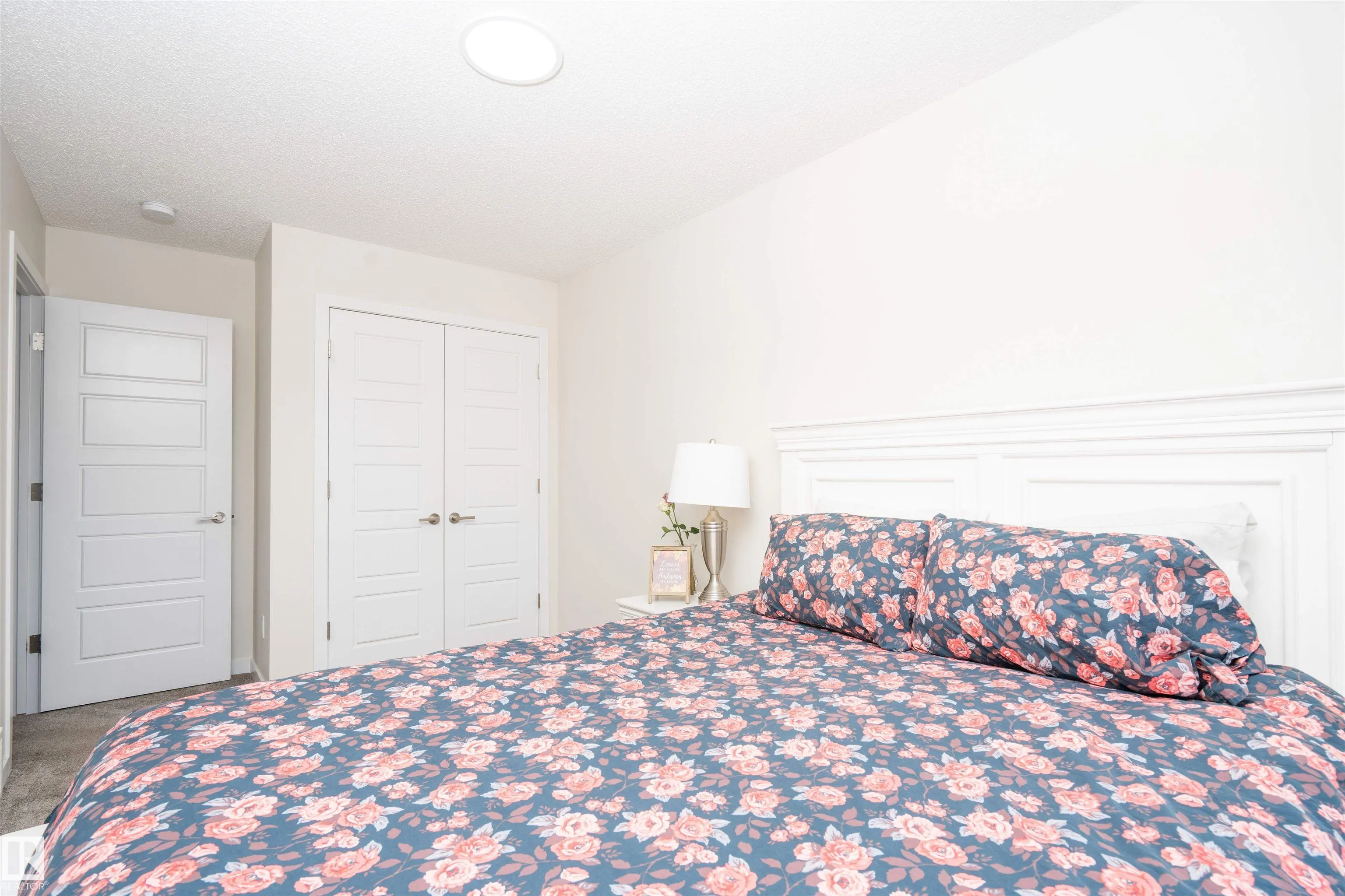 1491 PLUM CIRCLE Circle