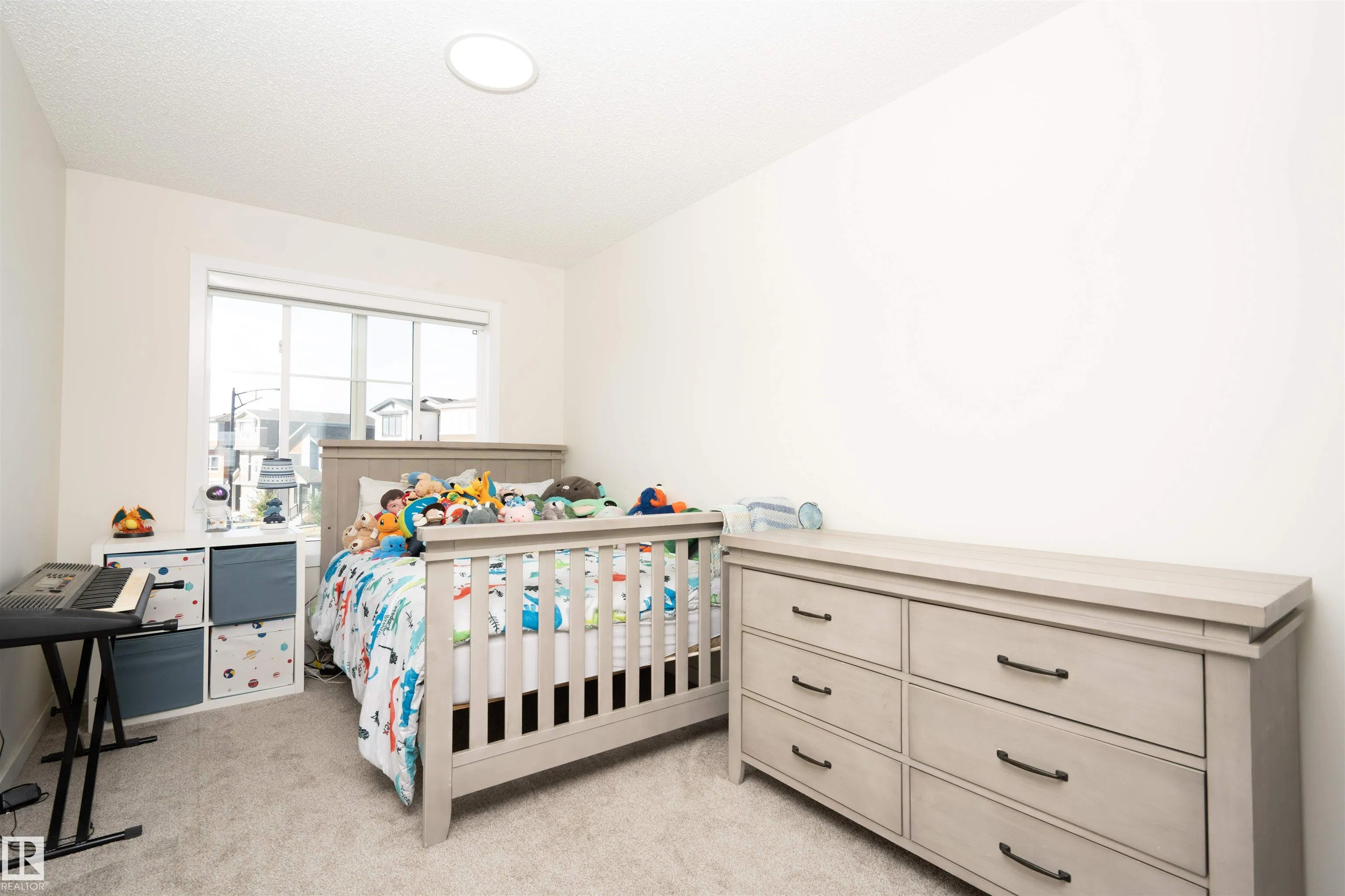 1491 PLUM CIRCLE Circle
