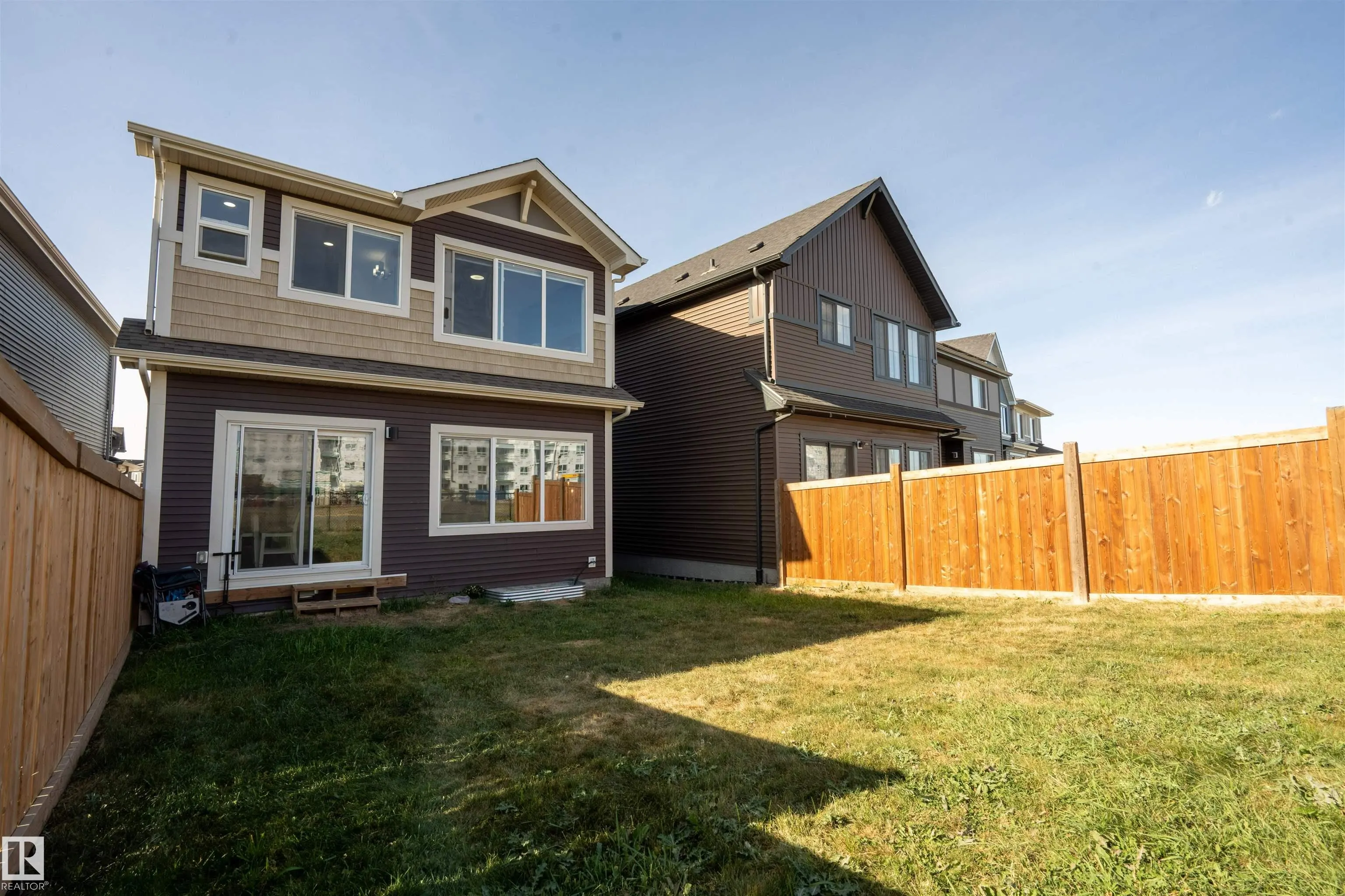 1491 PLUM CIRCLE Circle