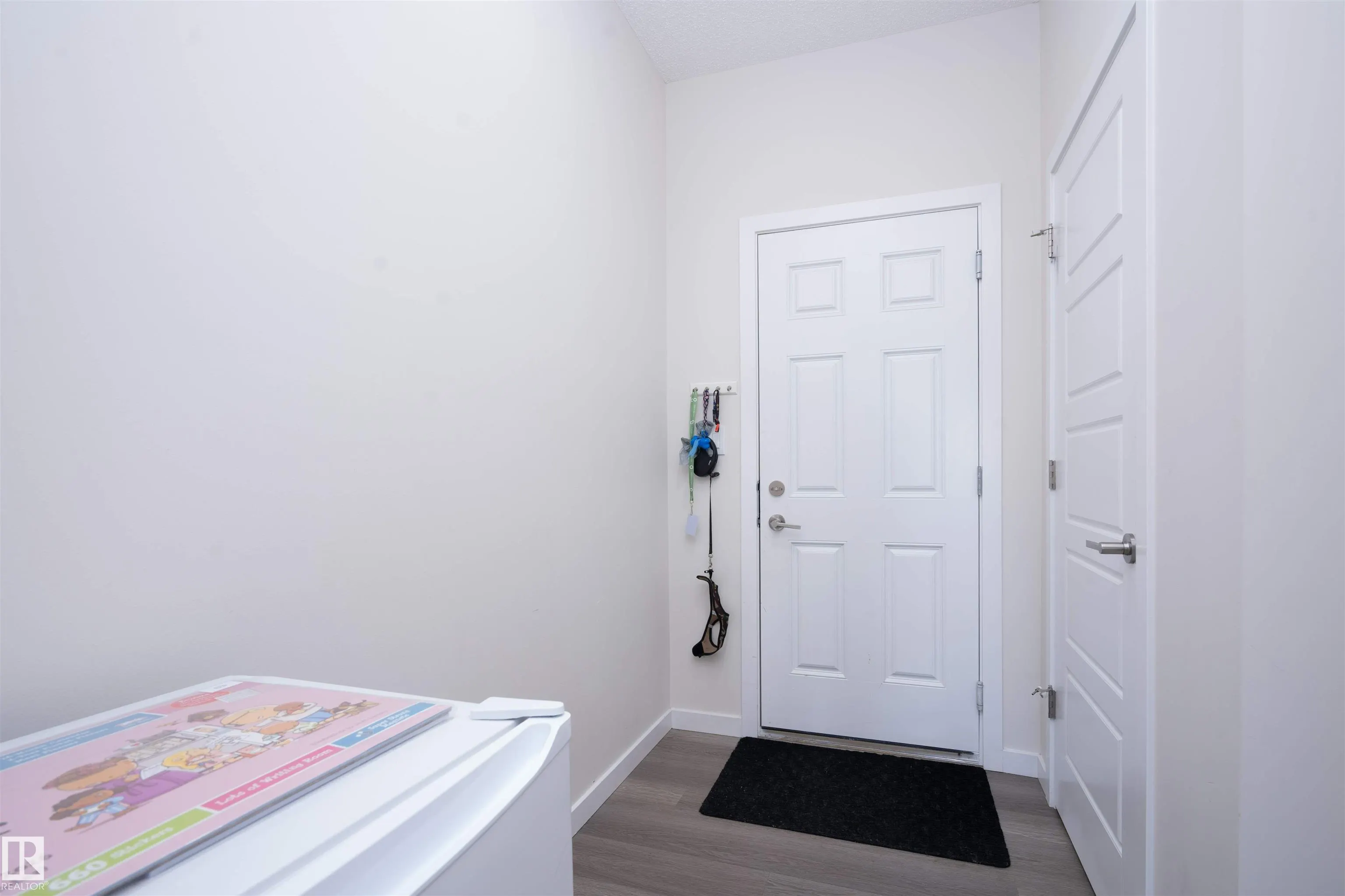 1491 PLUM CIRCLE Circle