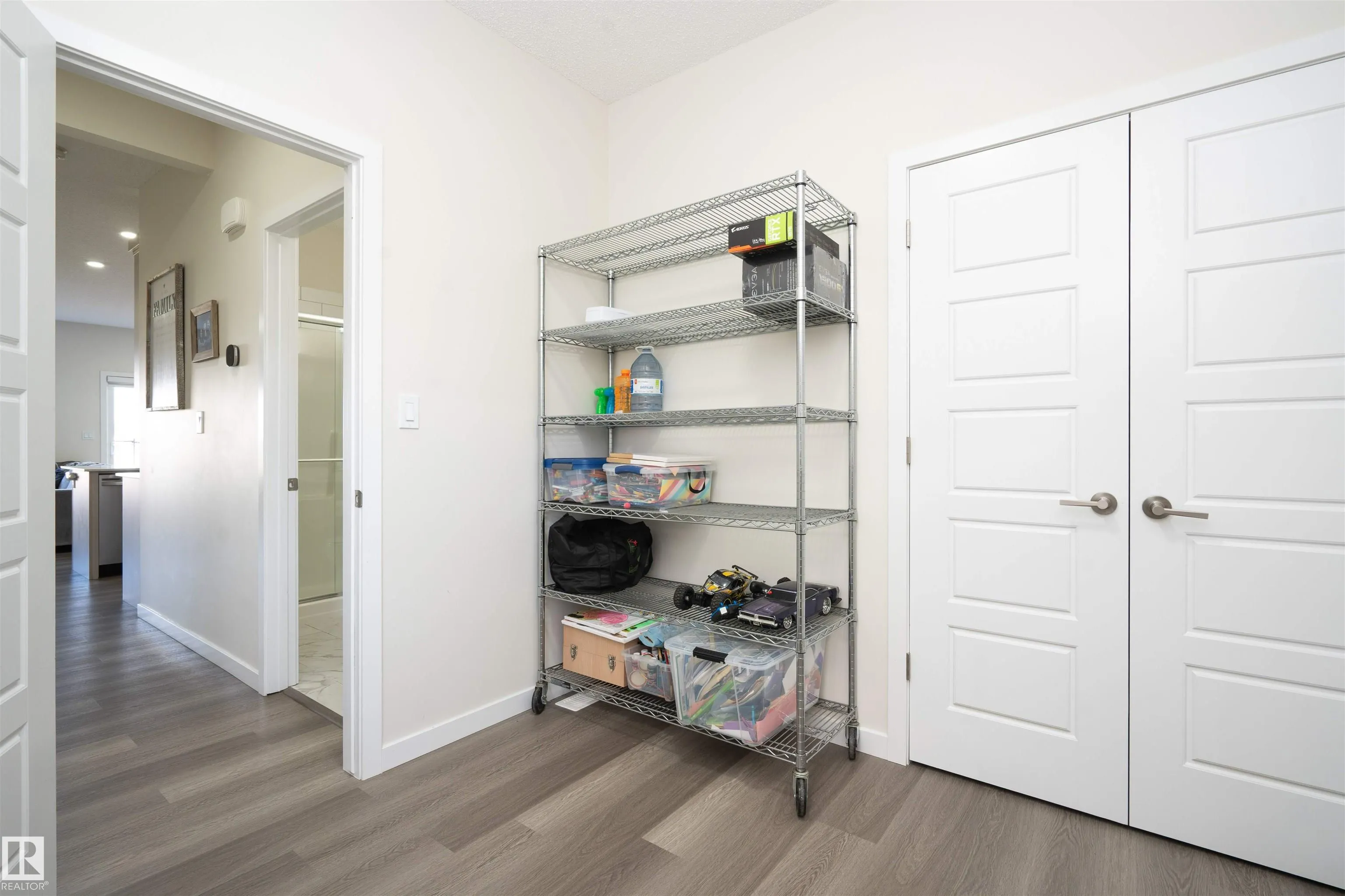 1491 PLUM CIRCLE Circle