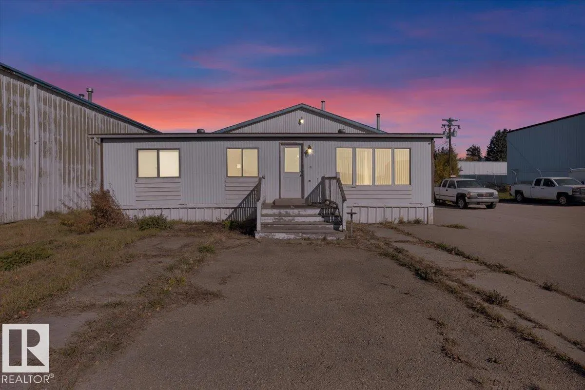85 & 89 DIAMOND Avenue