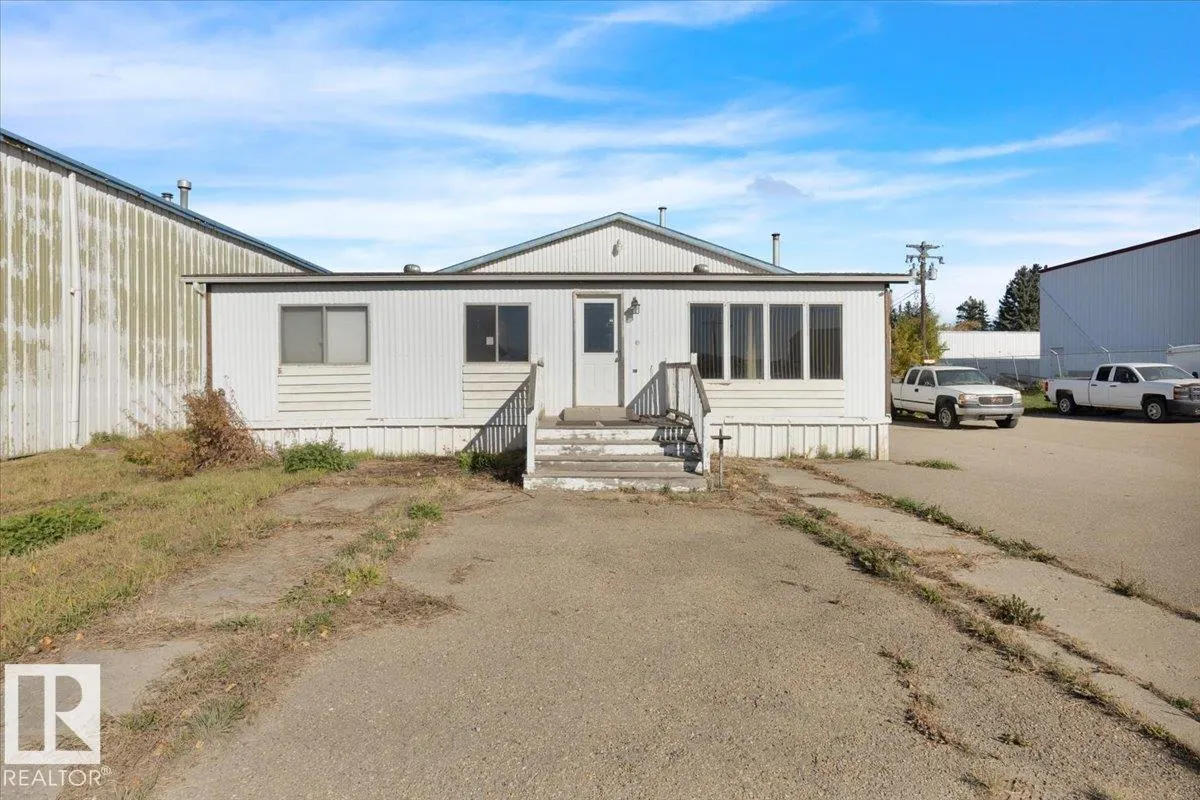 85 & 89 DIAMOND Avenue
