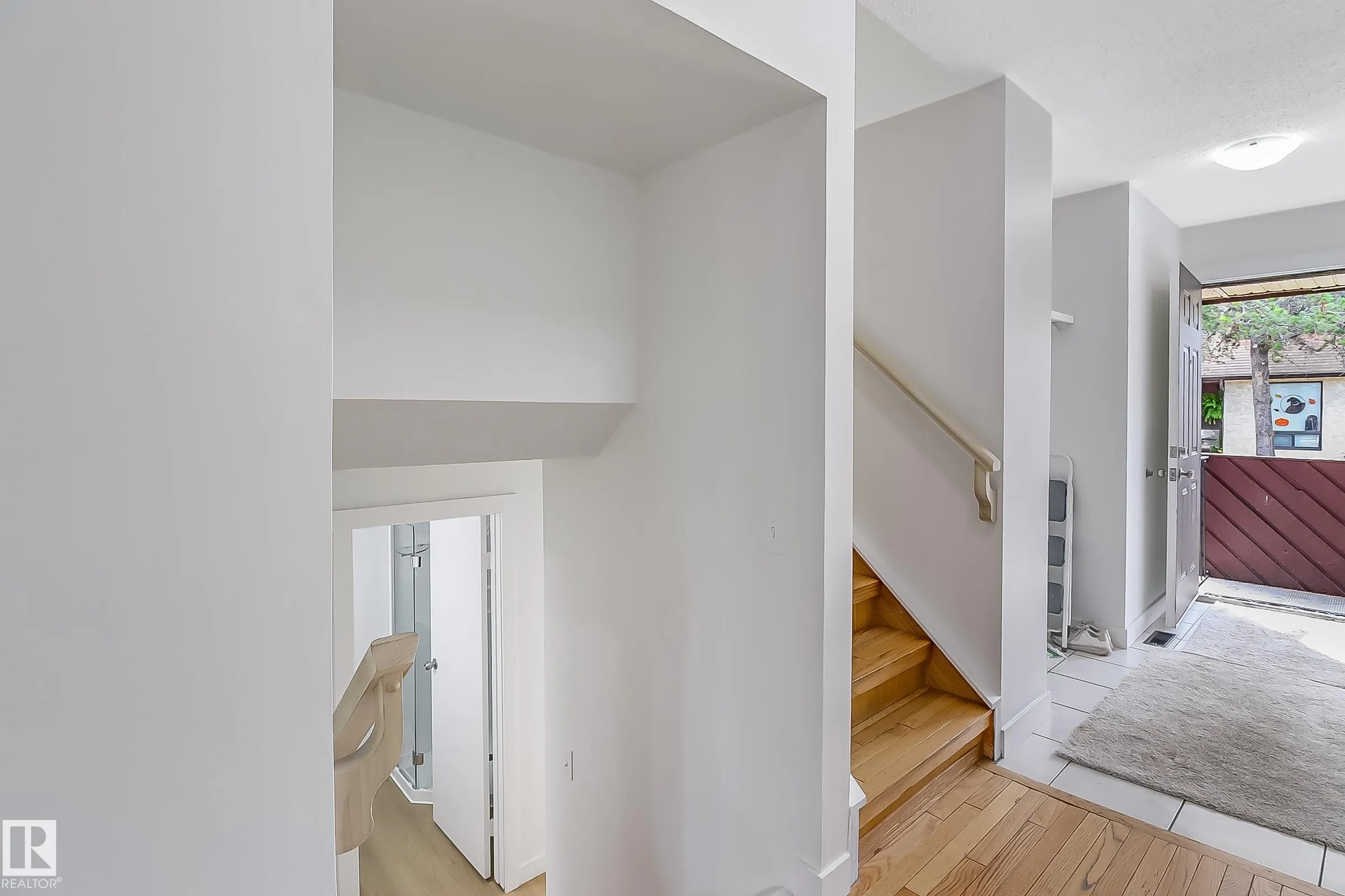 744 SADDLEBACK Road