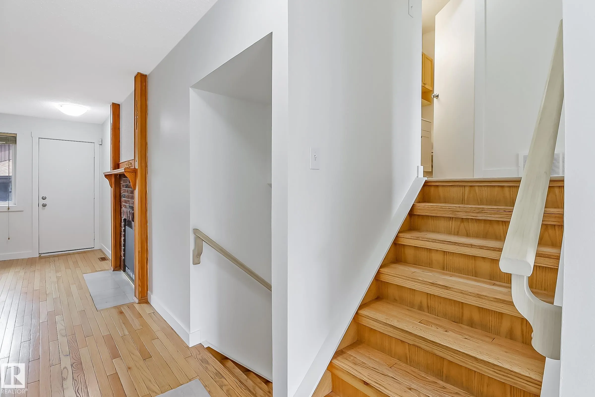 744 SADDLEBACK Road