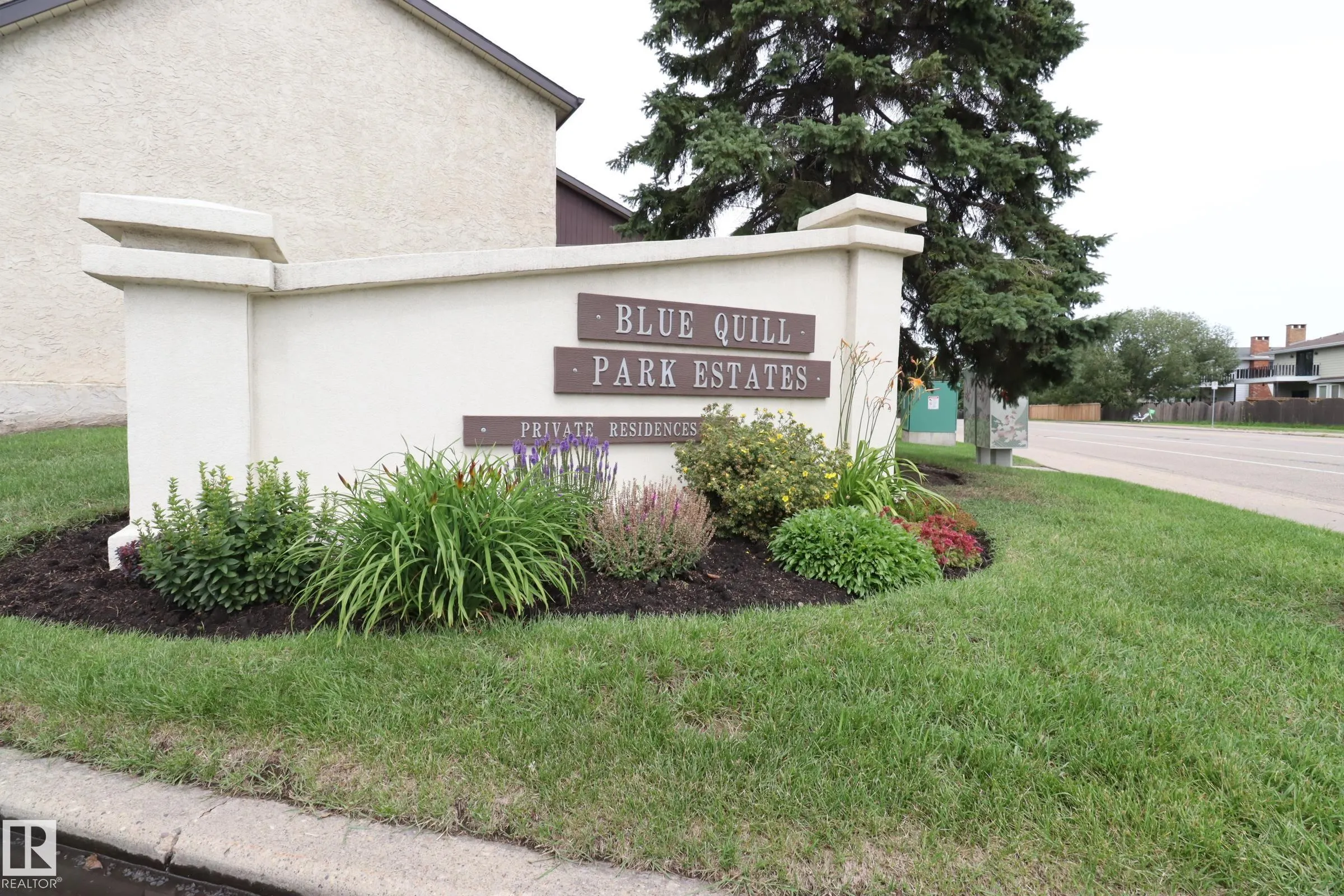 744 SADDLEBACK Road