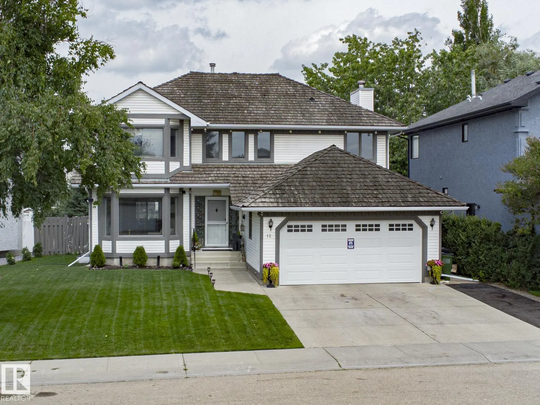 12 ELSINORE Place