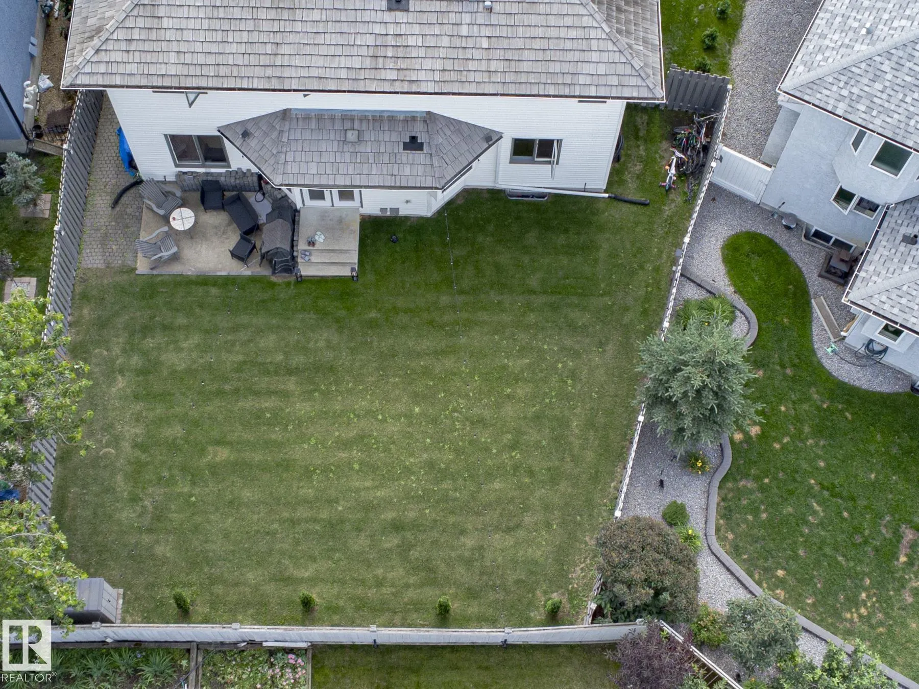 12 ELSINORE Place