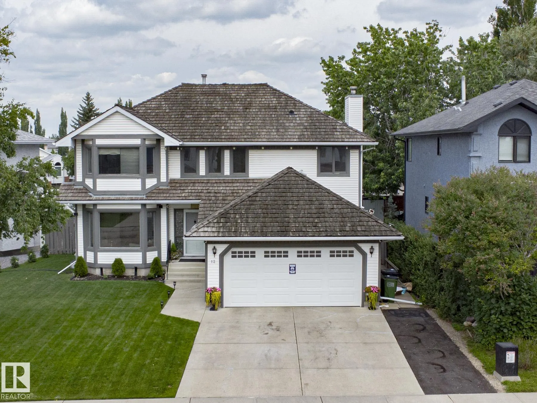 12 ELSINORE Place