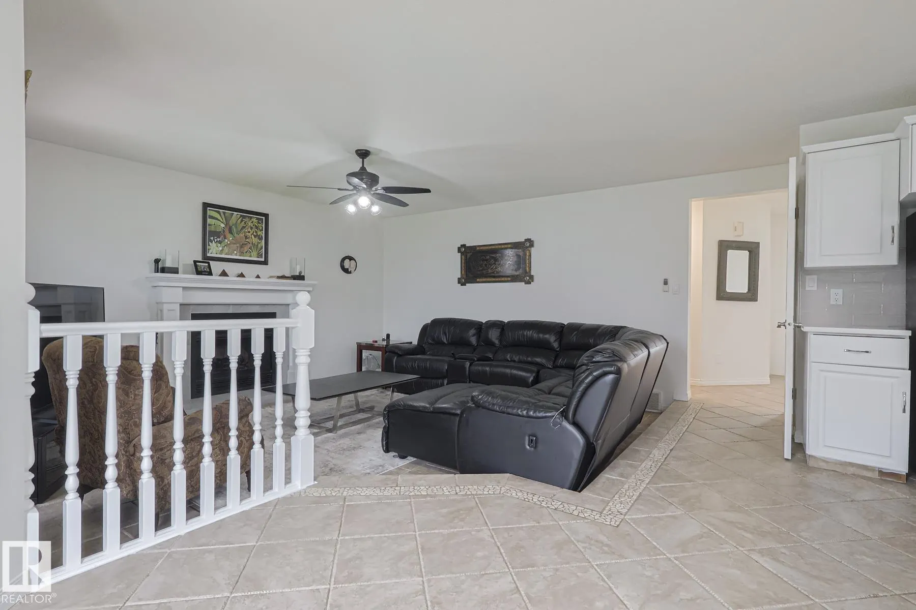 12 ELSINORE Place