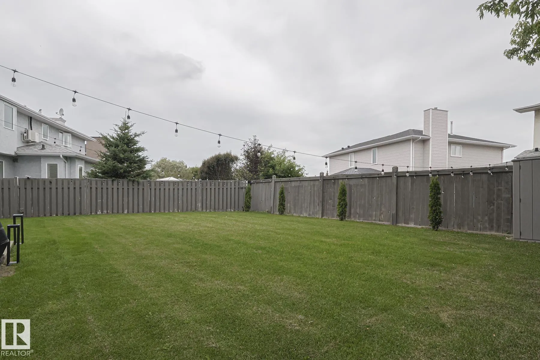 12 ELSINORE Place