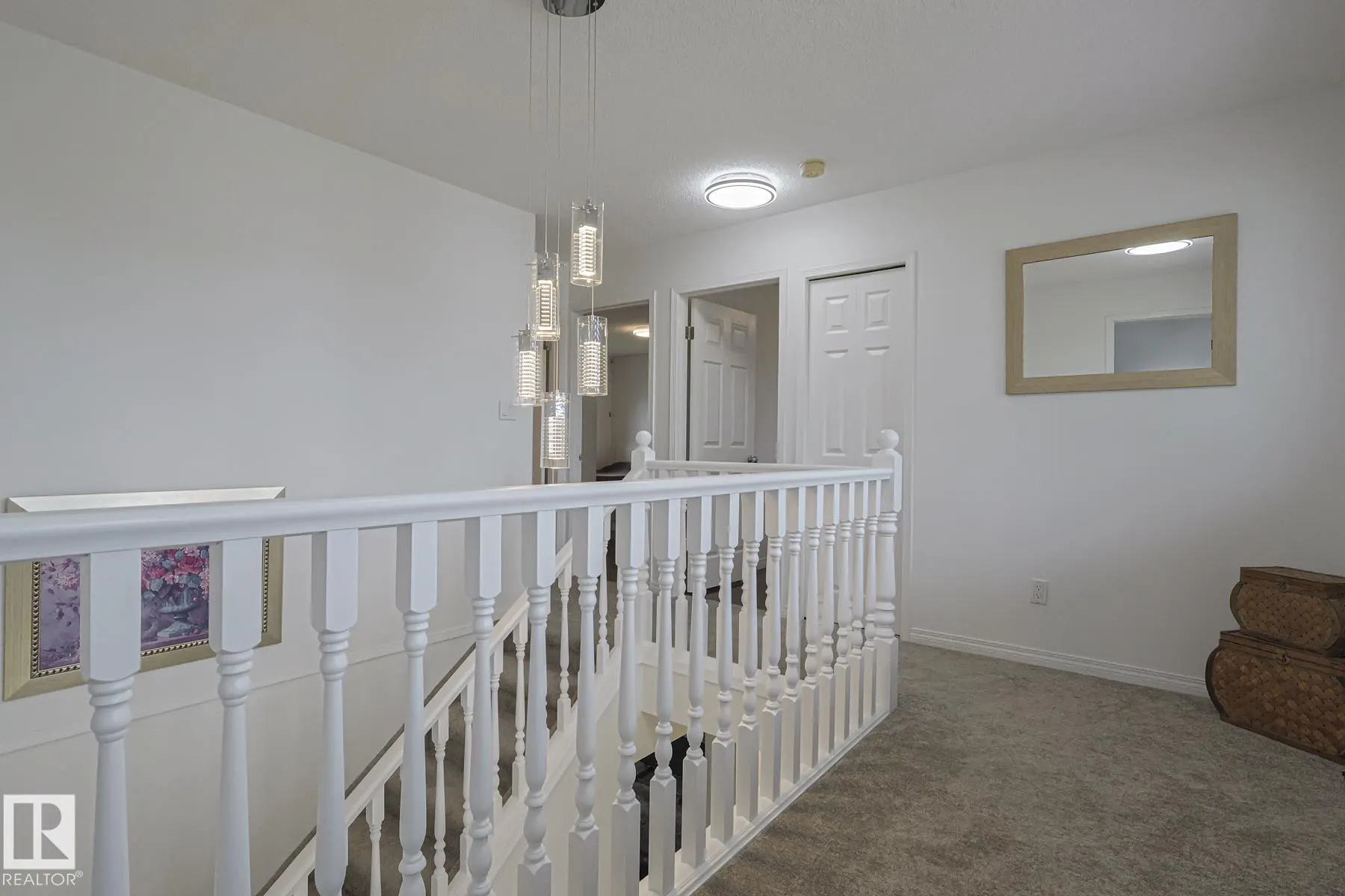 12 ELSINORE Place