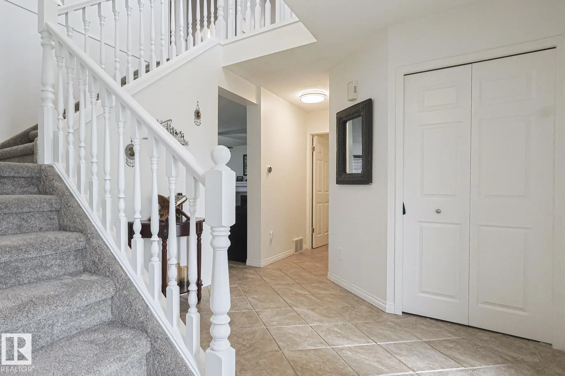 12 ELSINORE Place