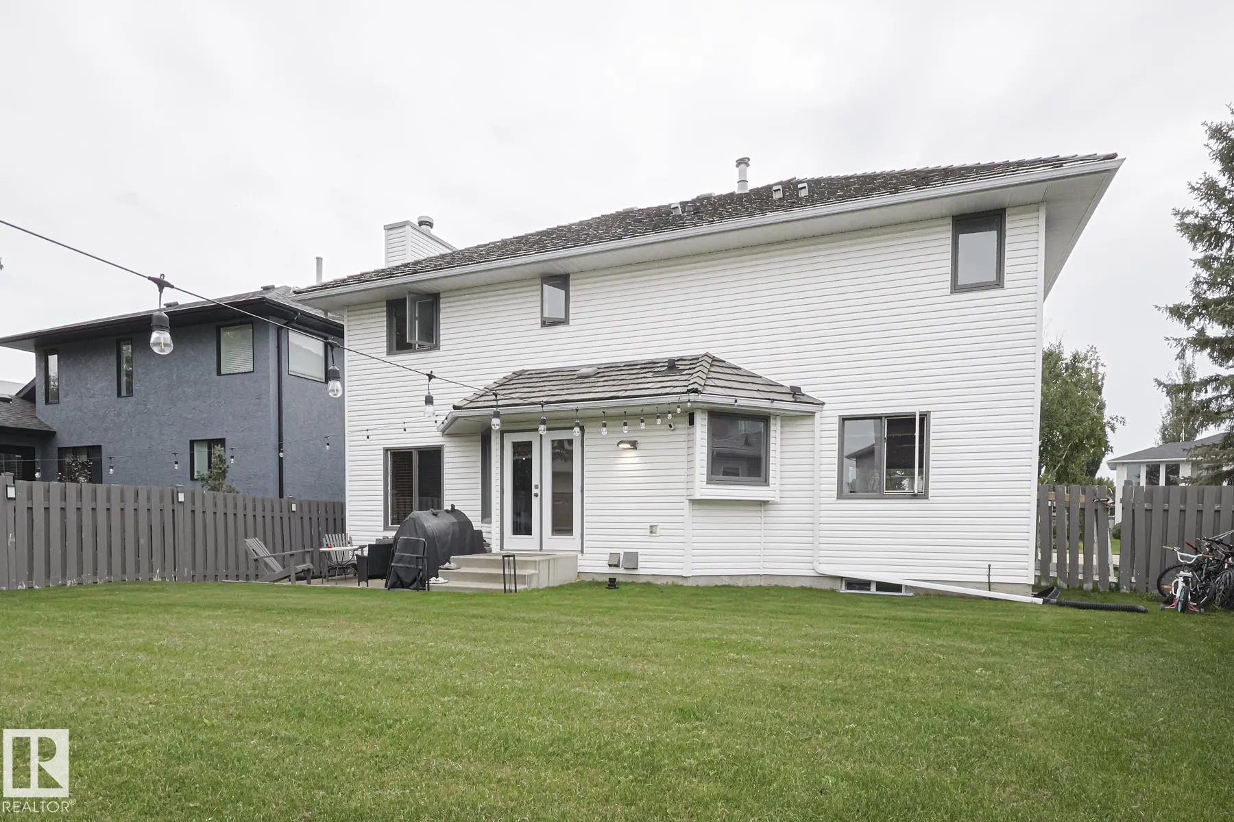 12 ELSINORE Place