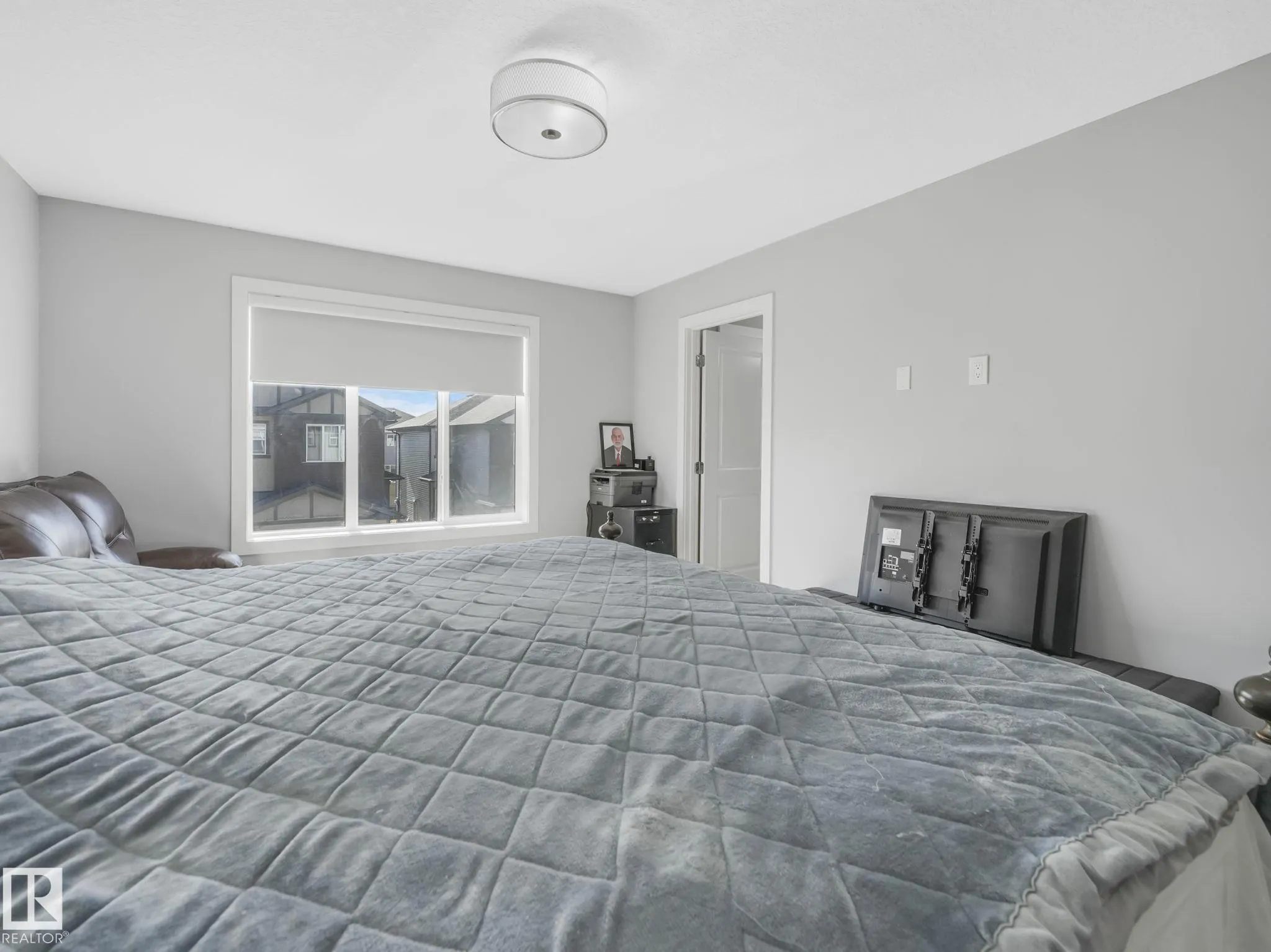 1703 16 Avenue
