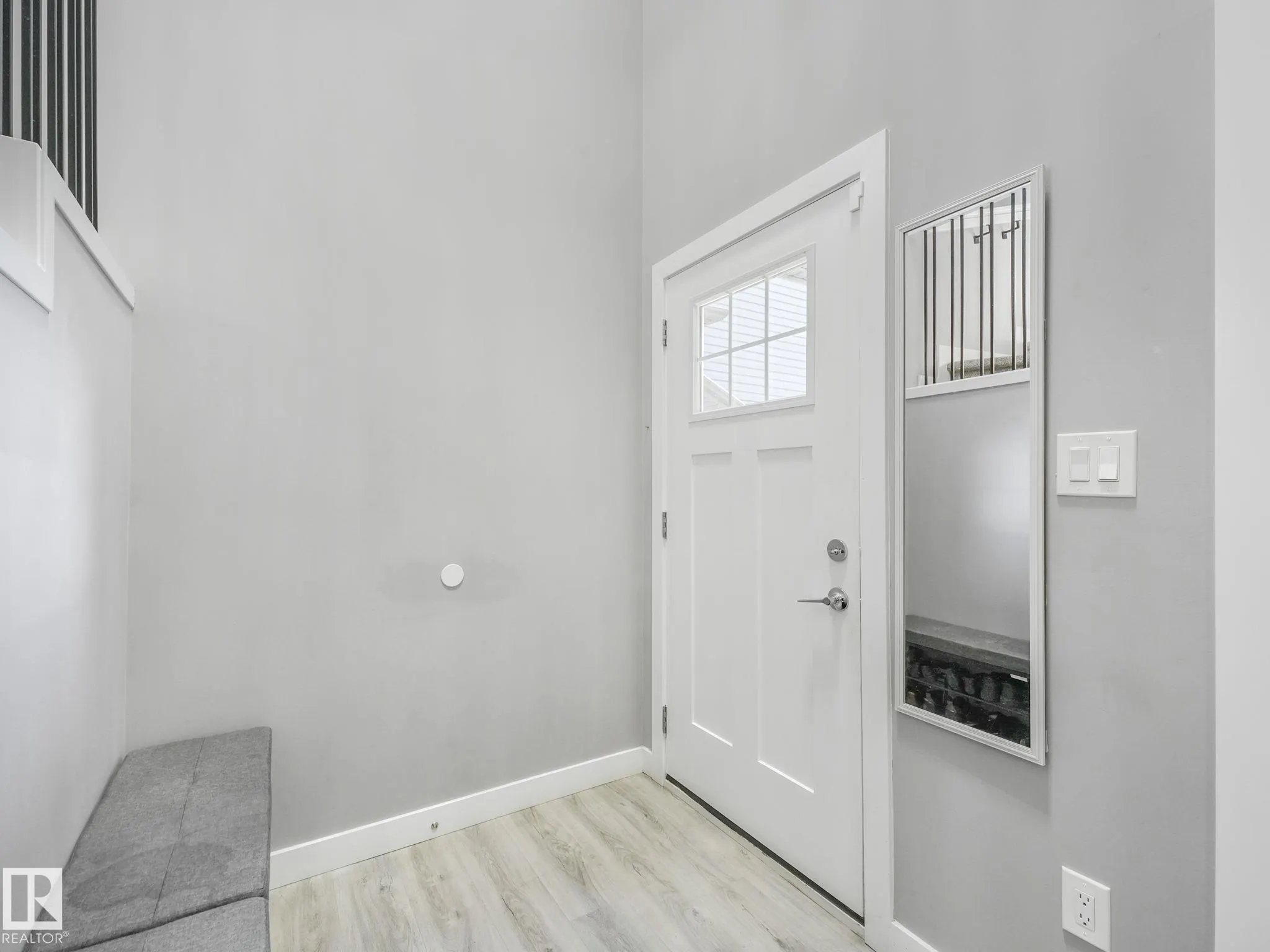 1703 16 Avenue