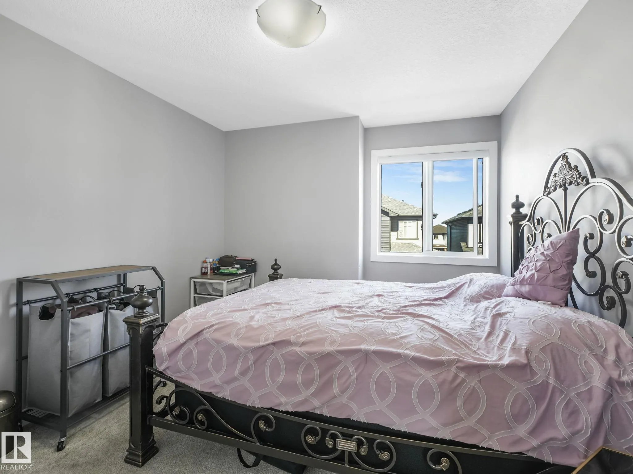 1703 16 Avenue