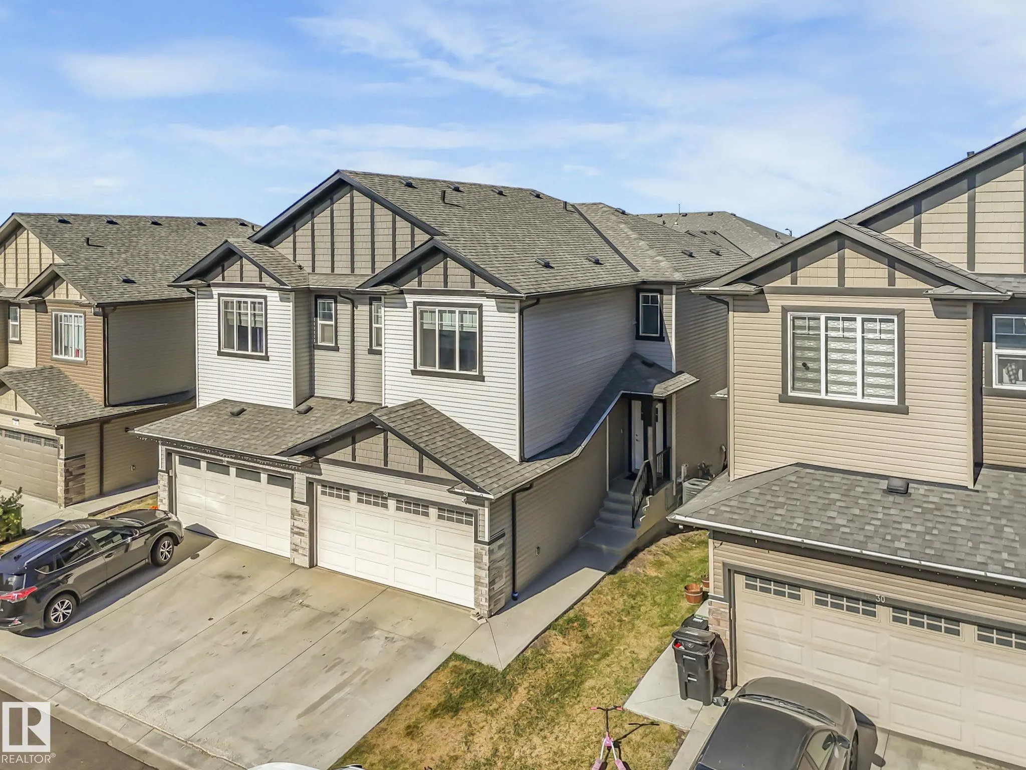 1703 16 Avenue