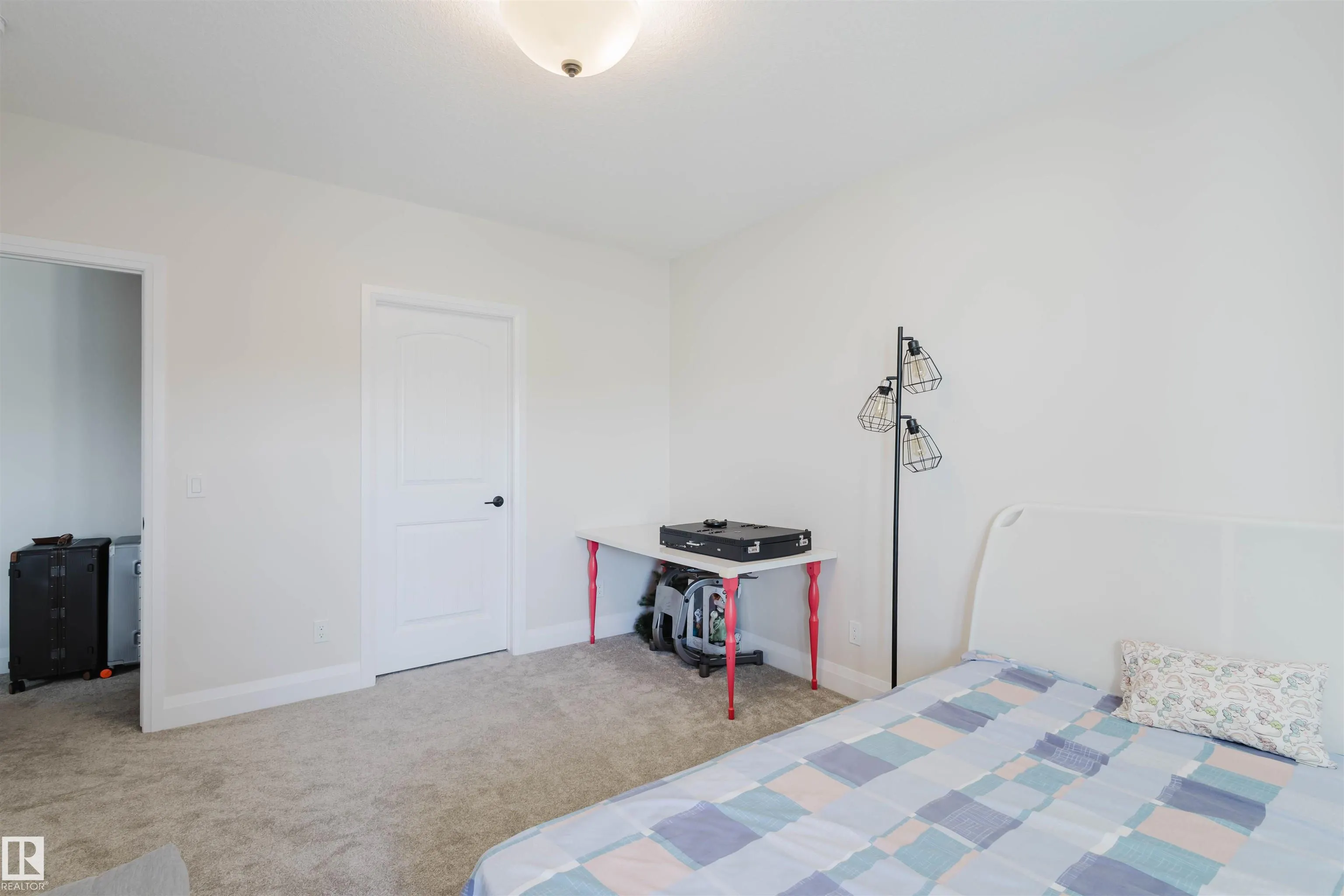 1415 DARBY GREEN Green