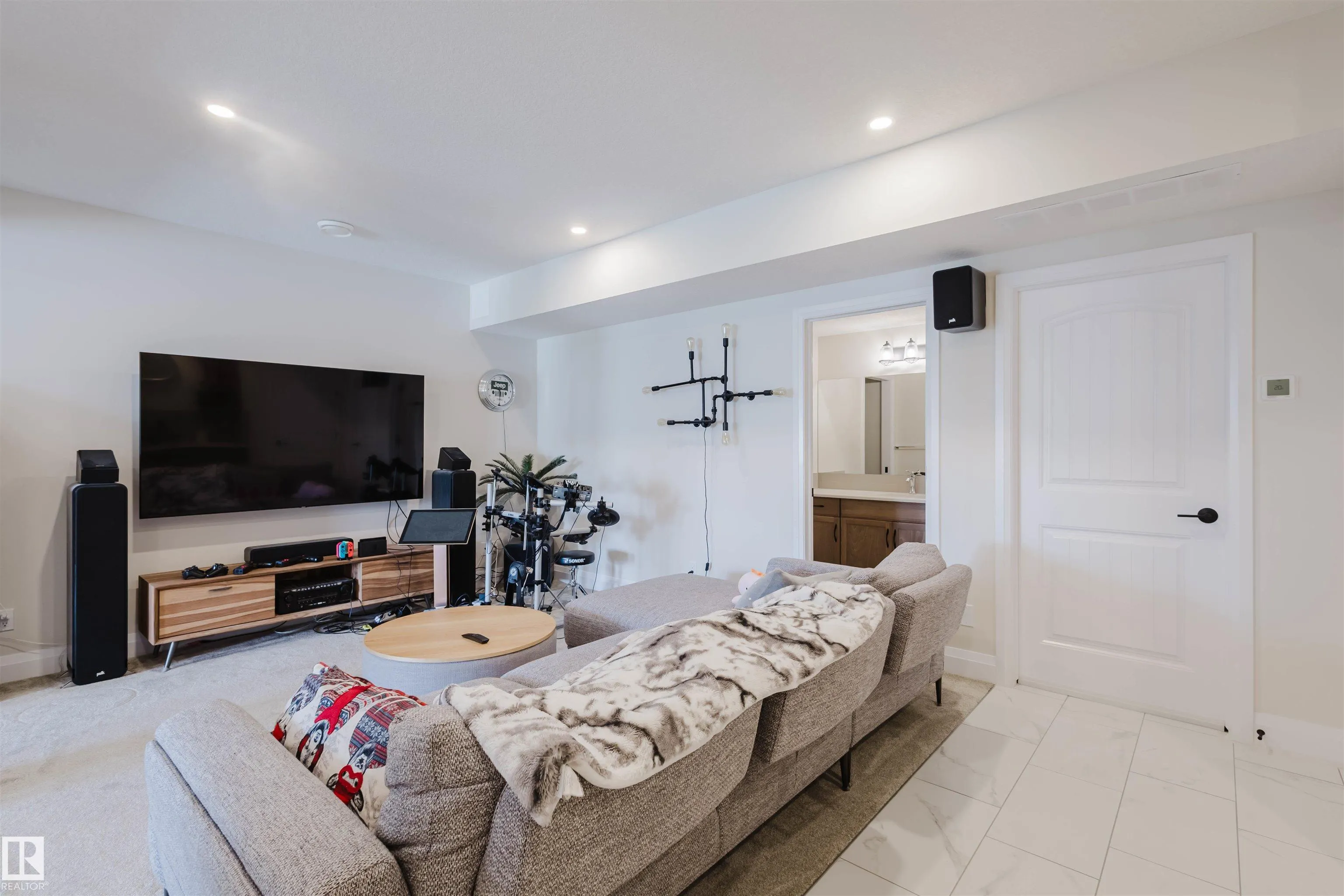 1415 DARBY GREEN Green