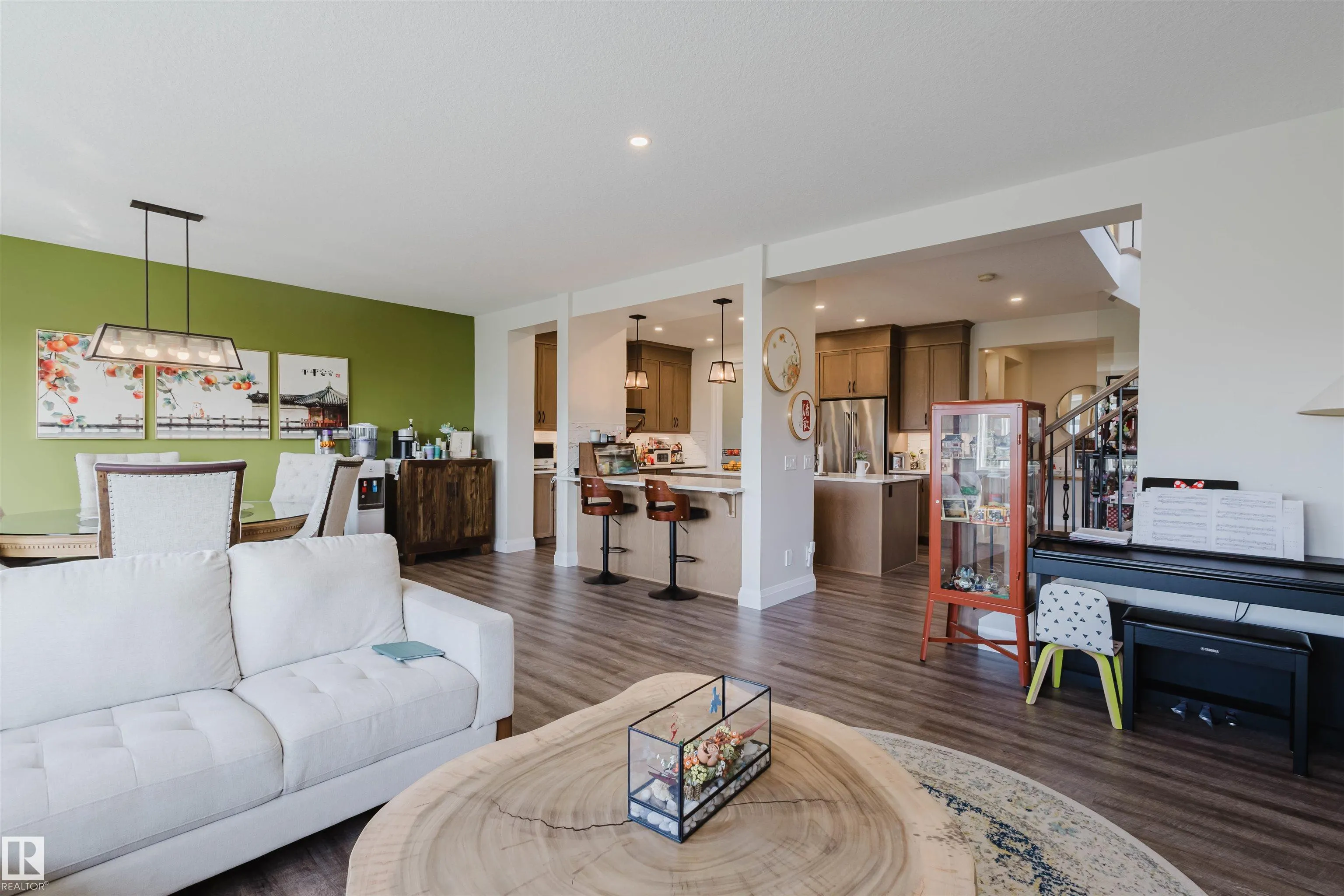1415 DARBY GREEN Green