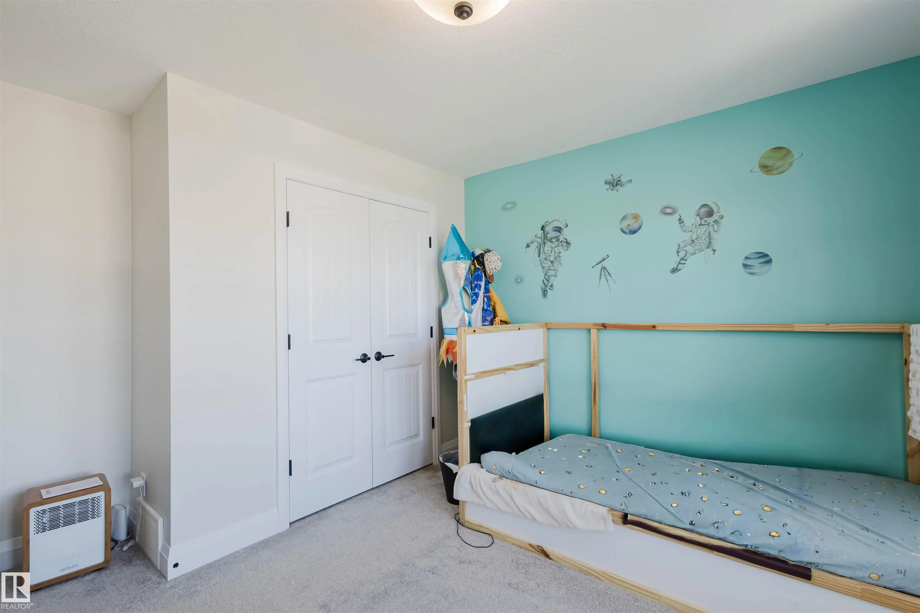 1415 DARBY GREEN Green