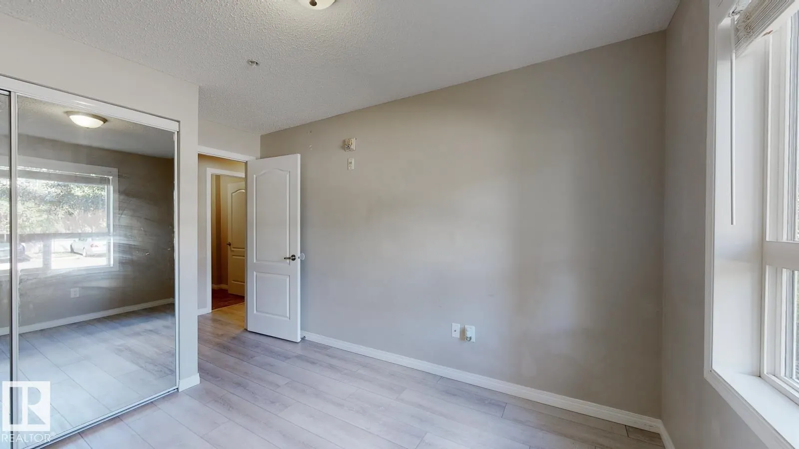 9357 SIMPSON Drive
