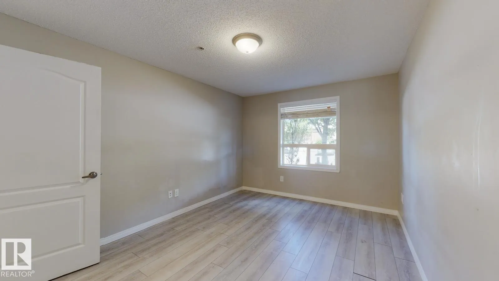 9357 SIMPSON Drive