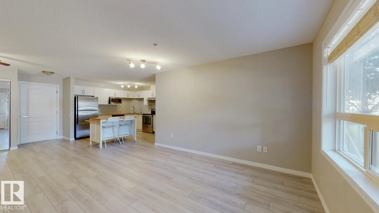 9357 SIMPSON Drive