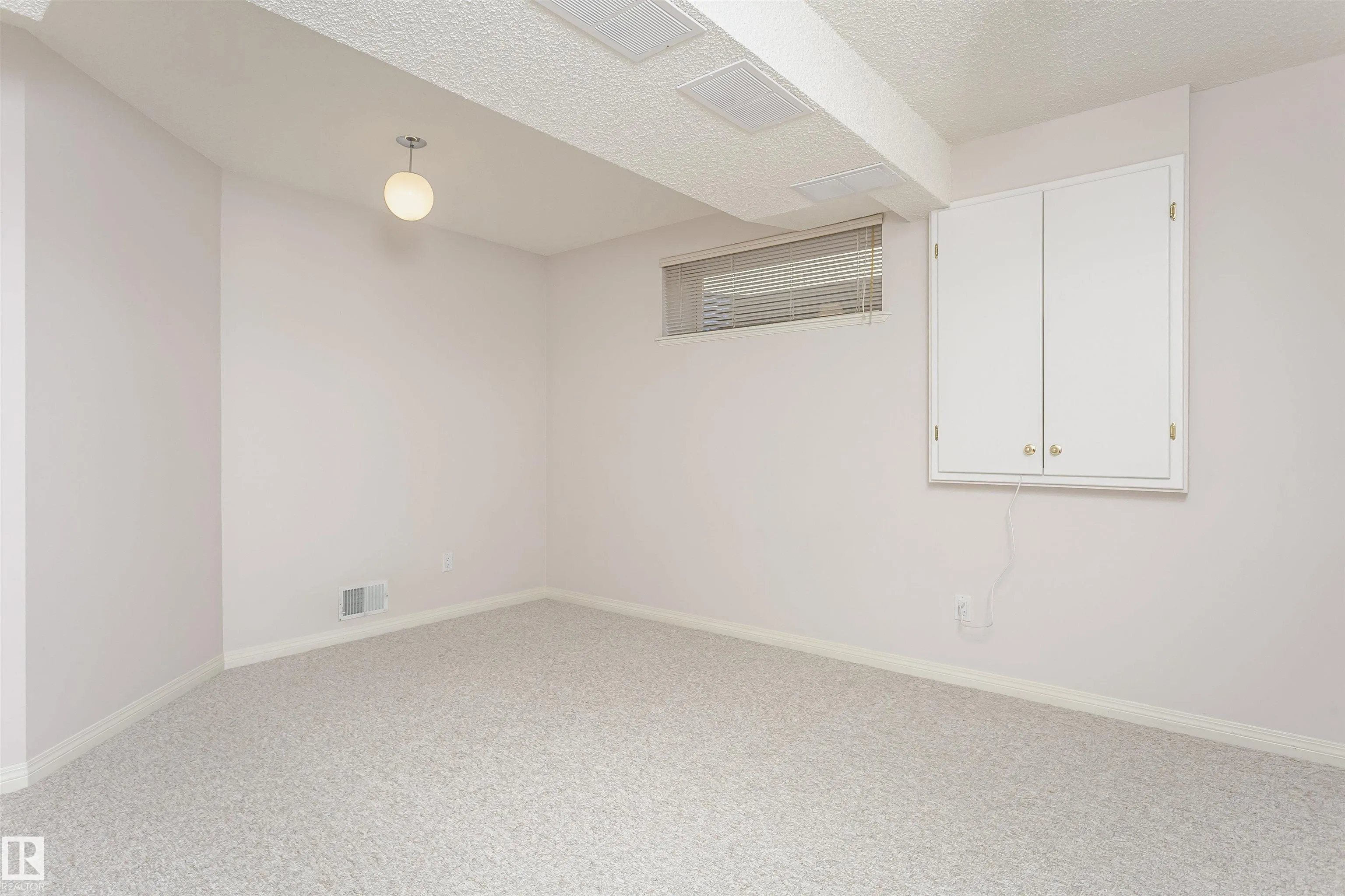 26 LONGVIEW Place