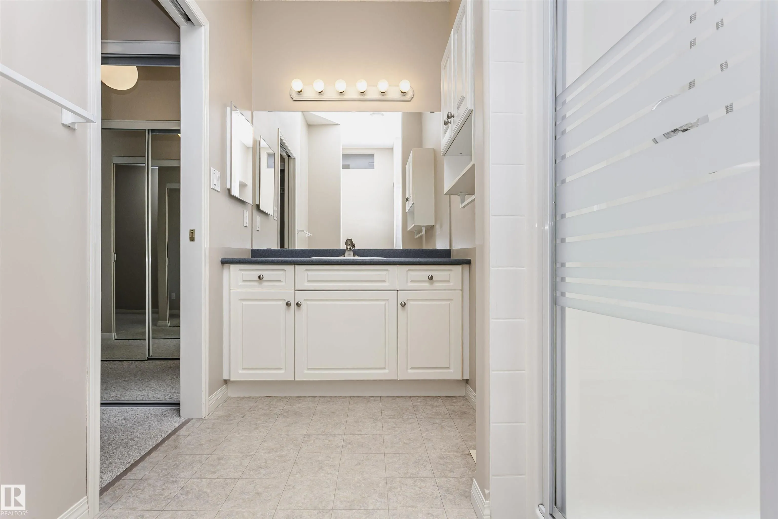 26 LONGVIEW Place