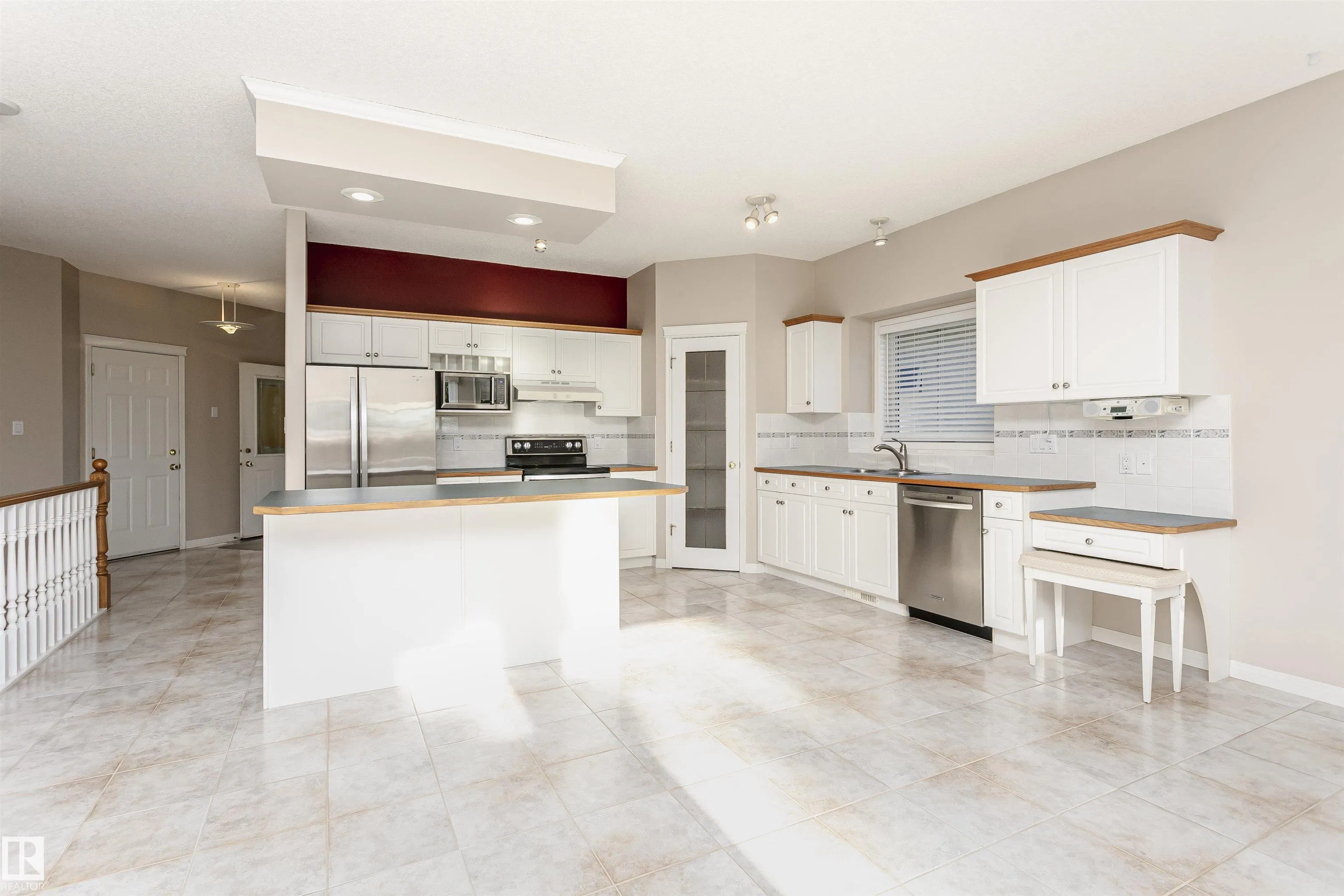 26 LONGVIEW Place