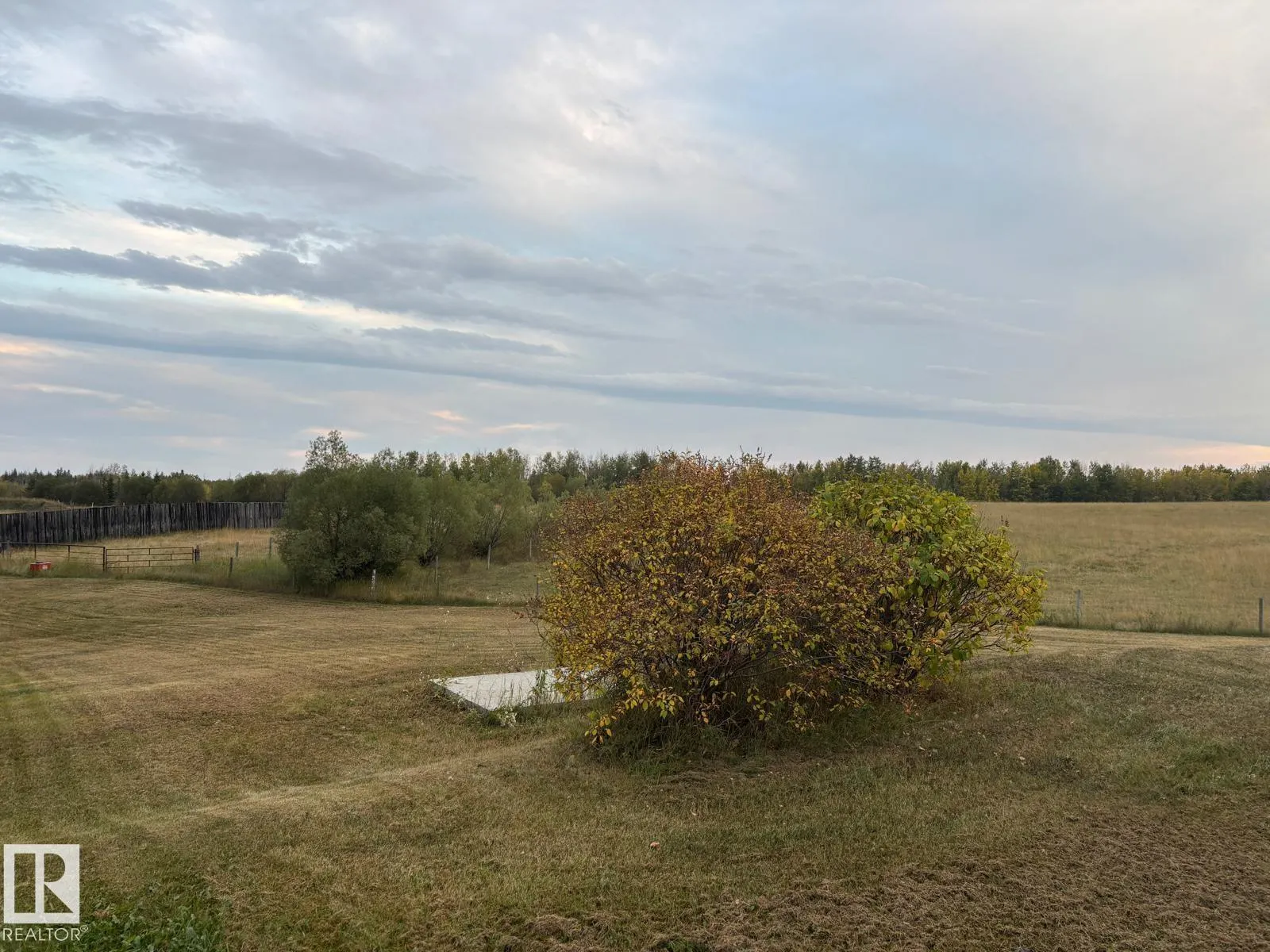 7215 Township Rd 504