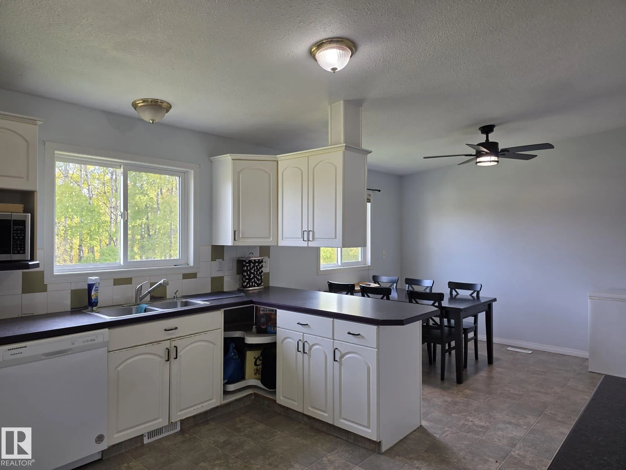 7215 Township Rd 504